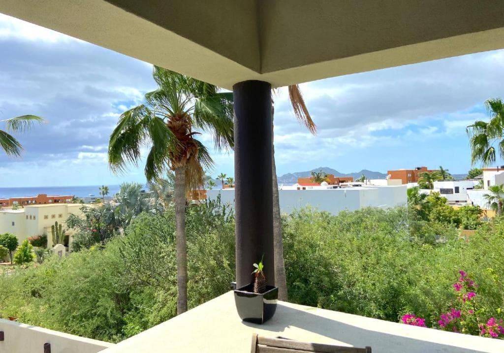 Spettacolare casa per le vacanze con vista sull'oceano a piedi dalla spiaggia — 9