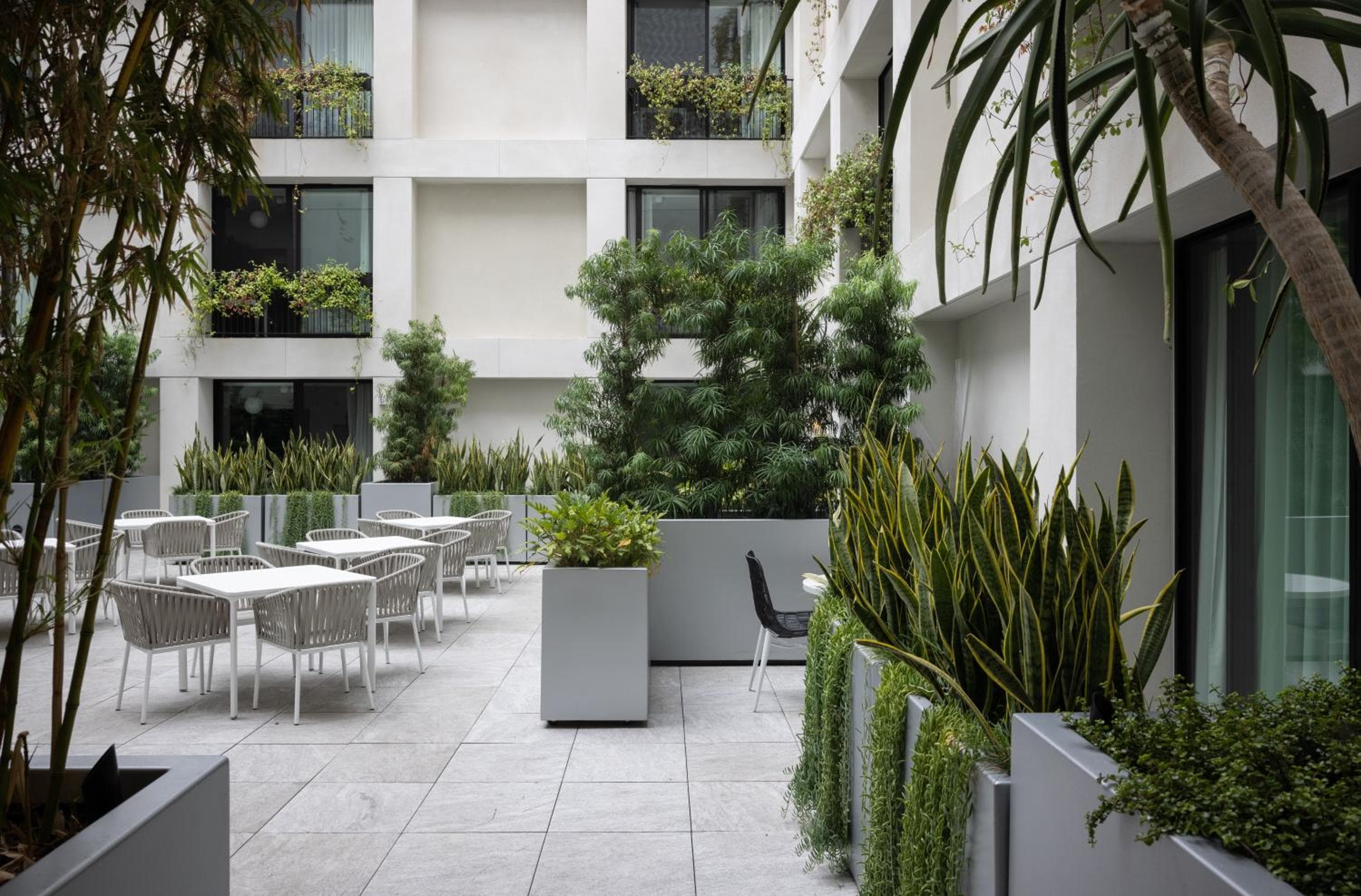 Das Godfrey Hotel Hollywood — 14