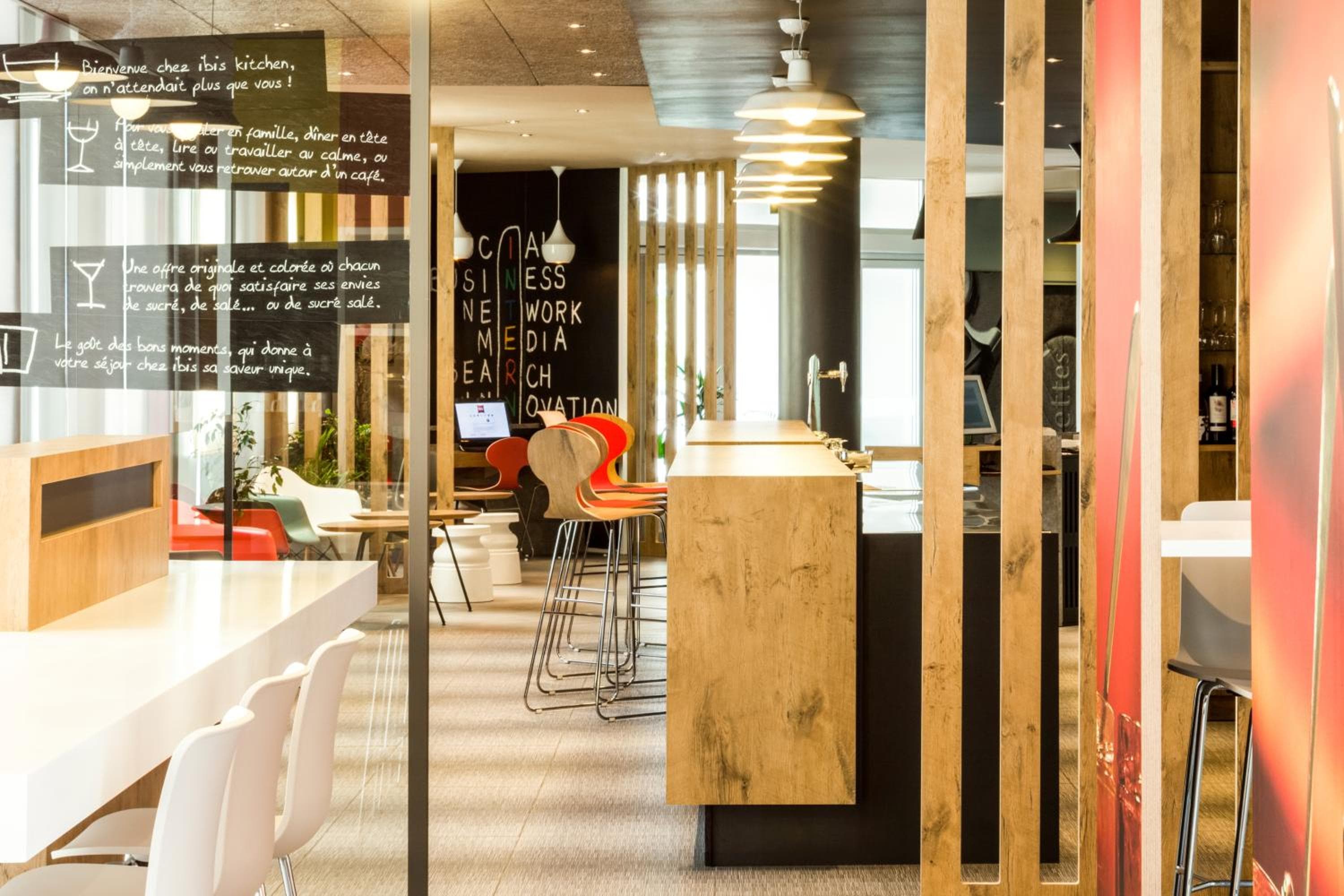 Ibis Sevilla — 4