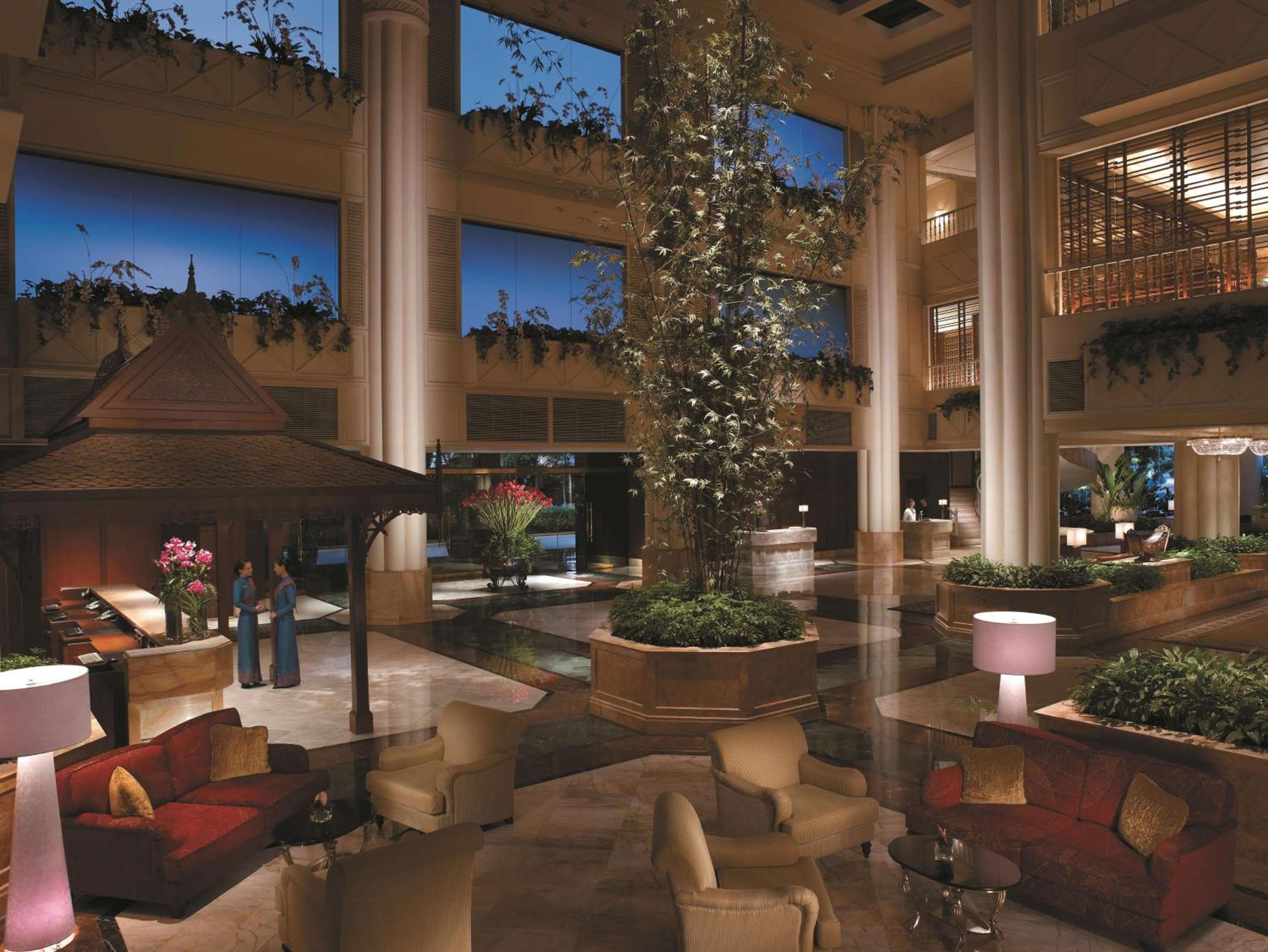 Shangri-La Bangkok hotel, 89 Soi Wat Suan Plu, Bangrak, Bangkok, Thailand — photo 2