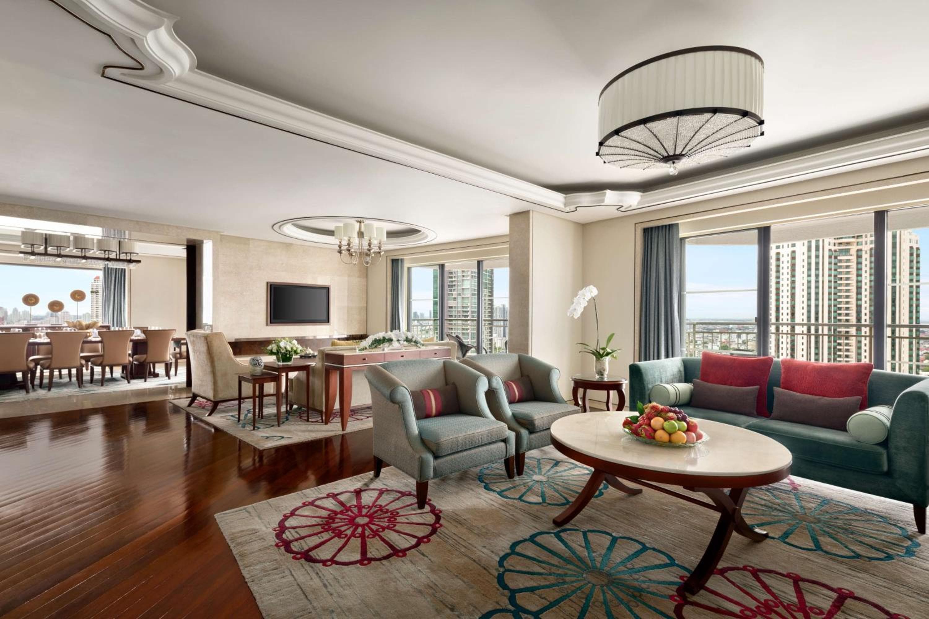 Shangri-La Bangkok hotel, 89 Soi Wat Suan Plu, Bangrak, Bangkok, Thailand — photo 90