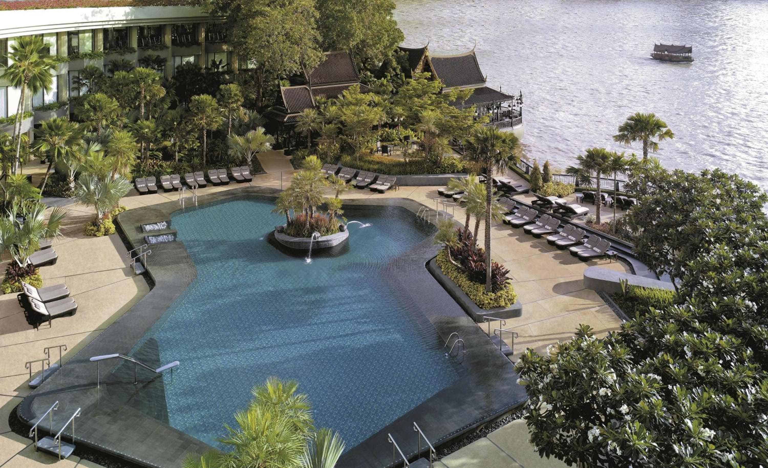 Shangri-La Bangkok hotel, 89 Soi Wat Suan Plu, Bangrak, Bangkok, Thailand — photo 96
