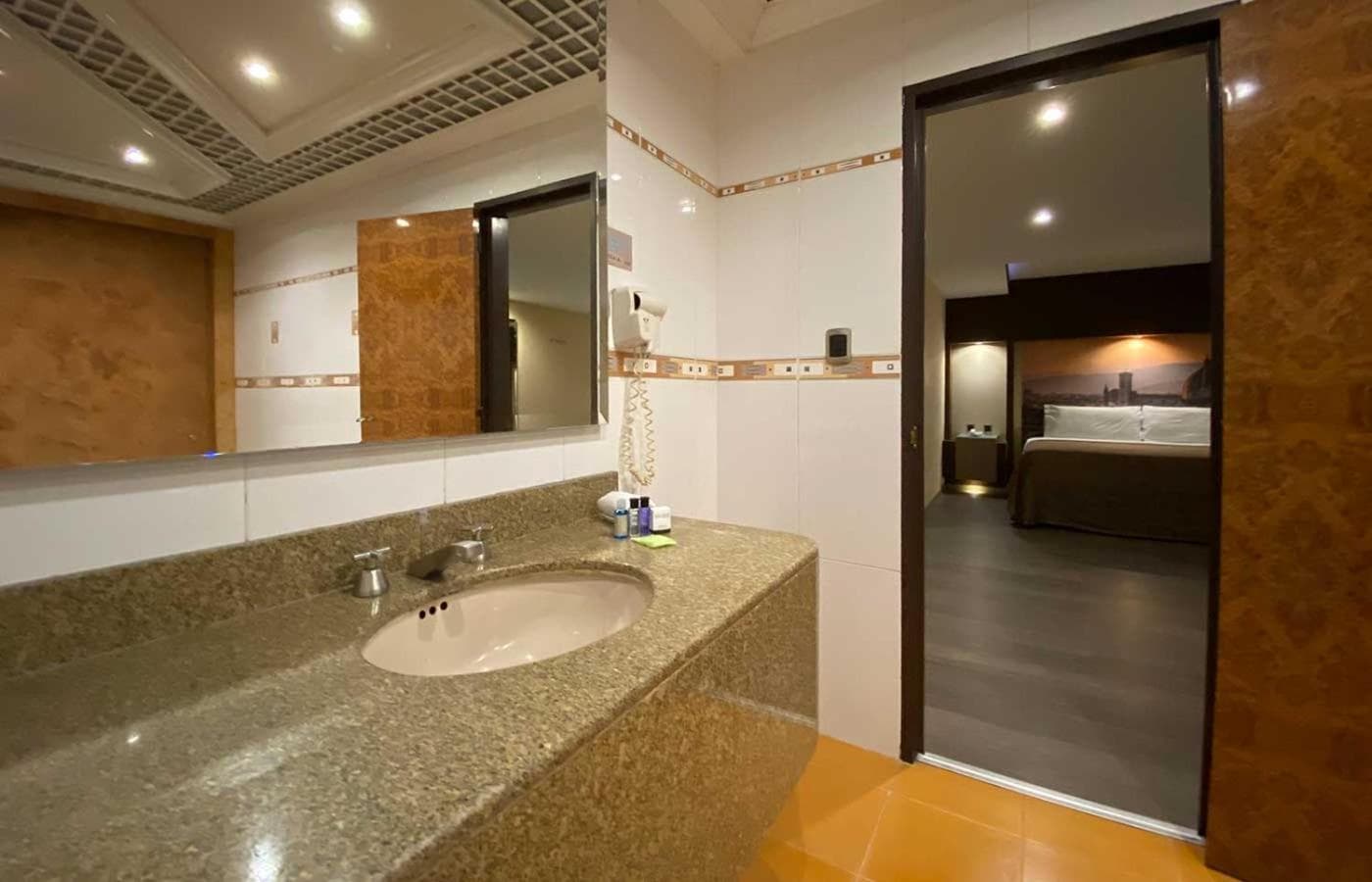 Hotel Escala Central del Norte — 18
