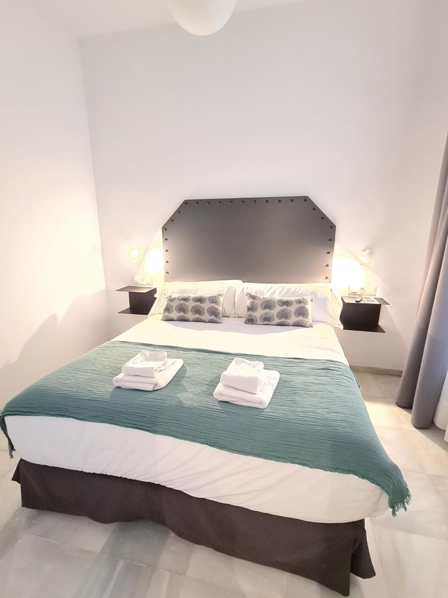 Hostal Hom Museo — 9