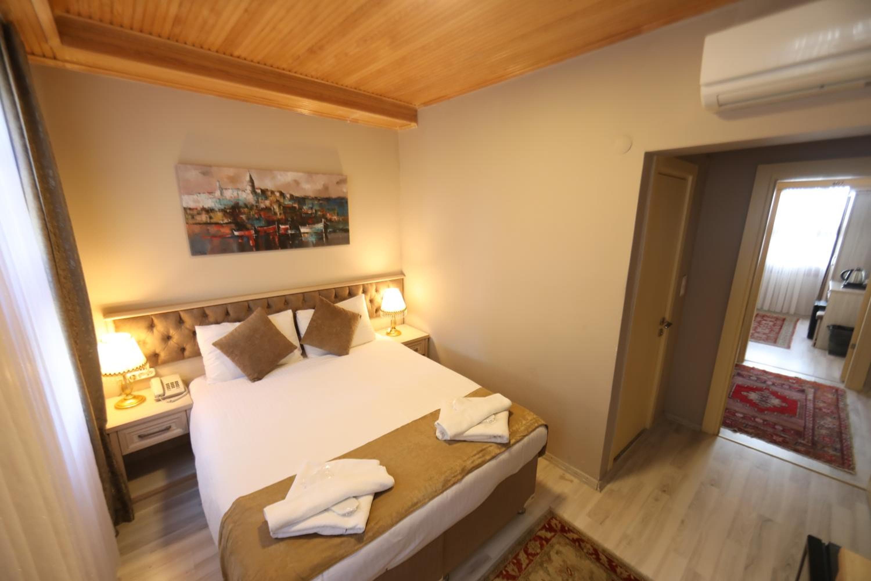 Sultans Royal Hotel — 27