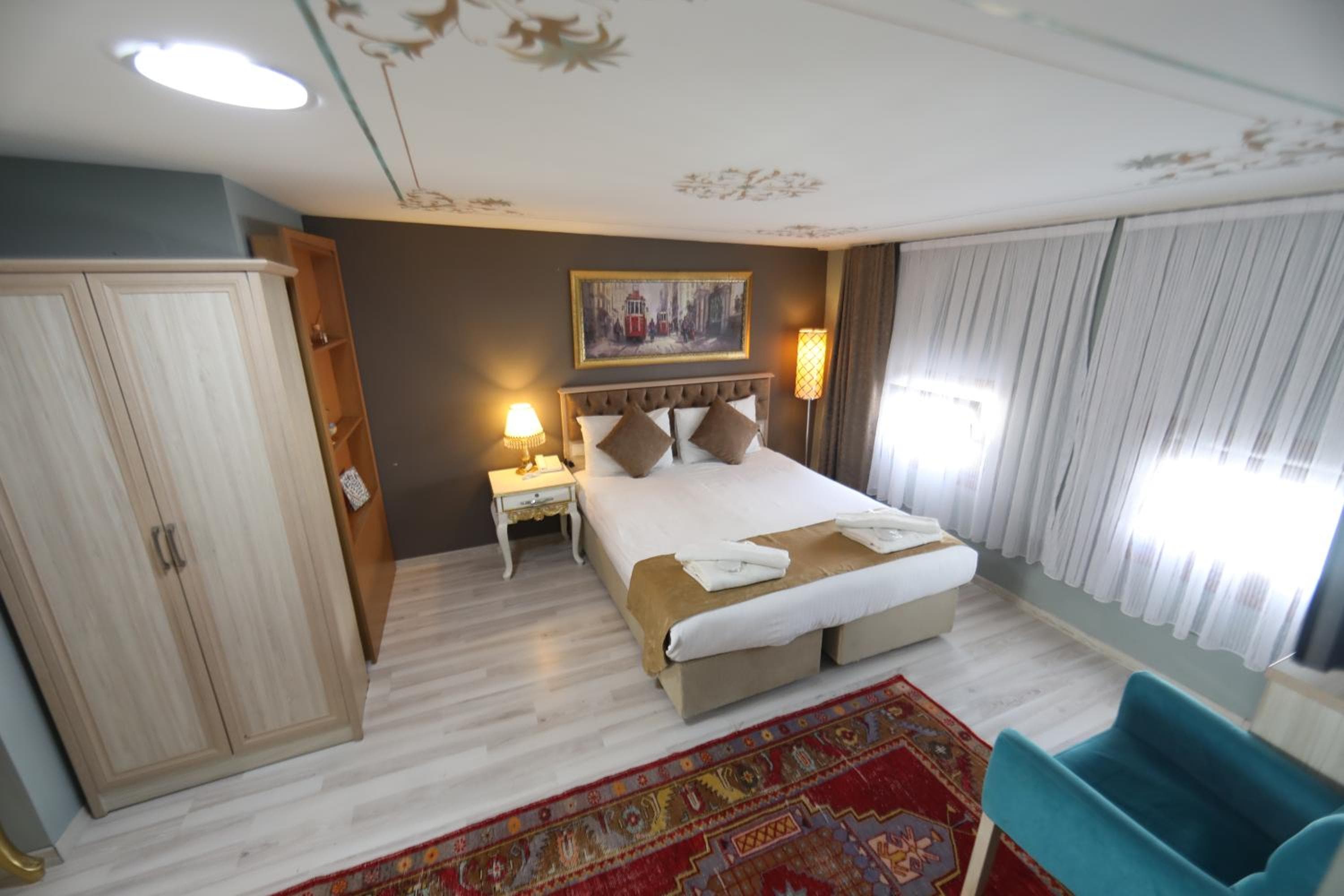 Sultans Royal Hotel — 3