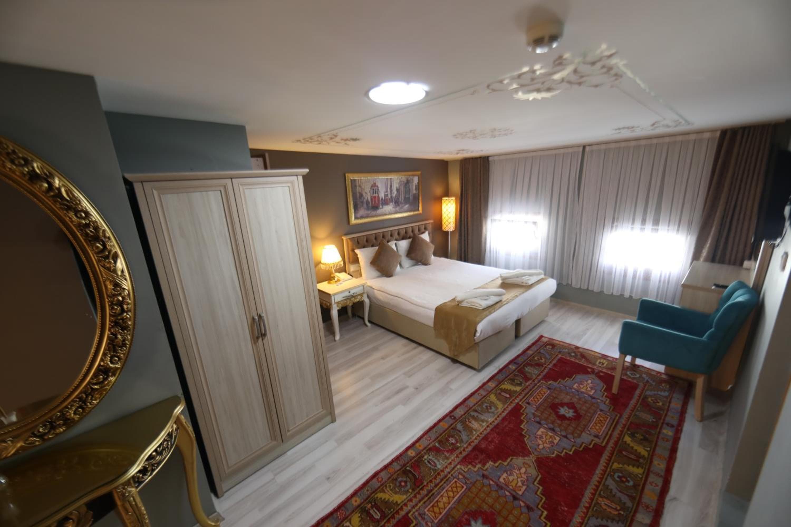 Sultans Royal Hotel — 28