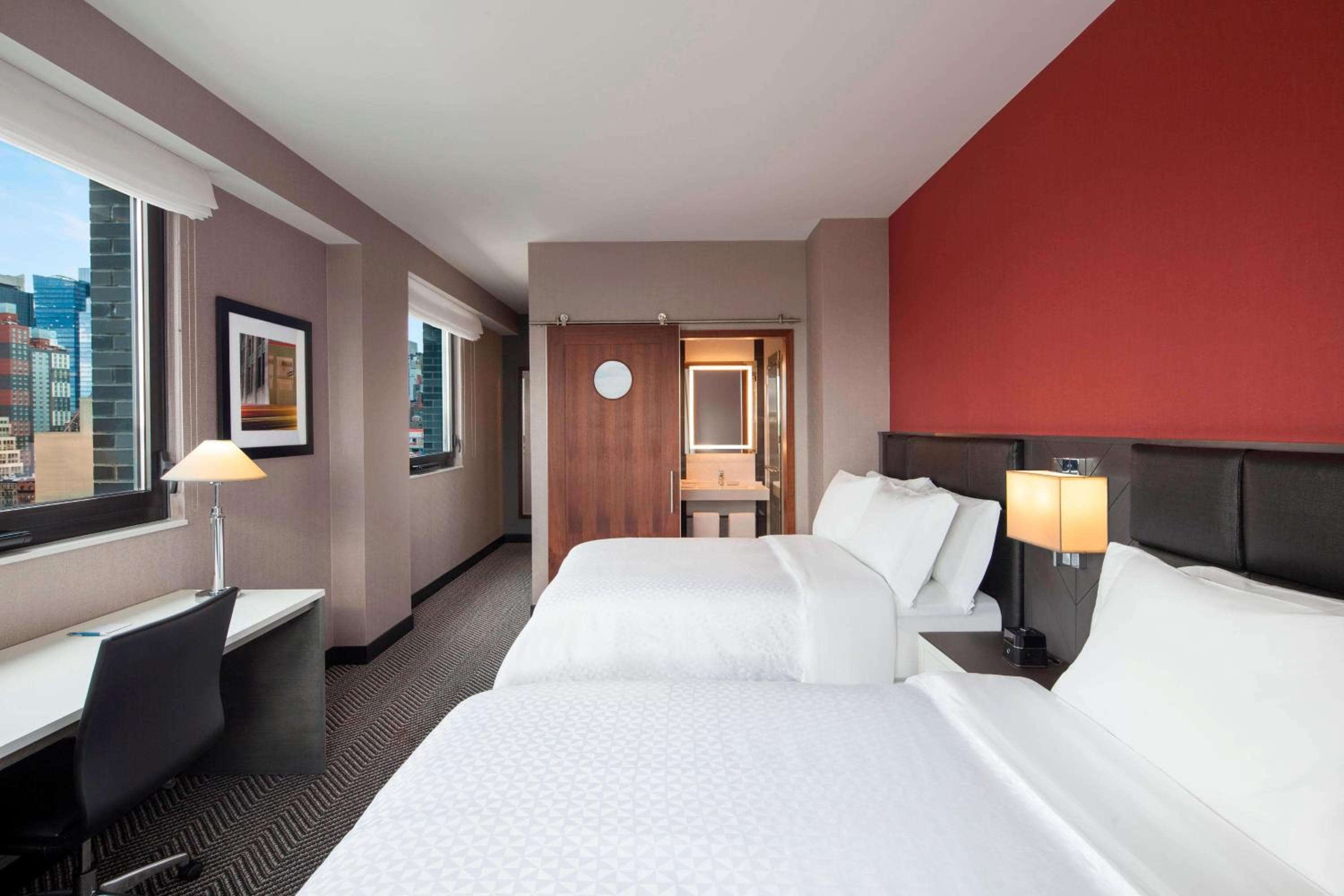Cuatro puntos por Sheraton Manhattan Midtown West — 6
