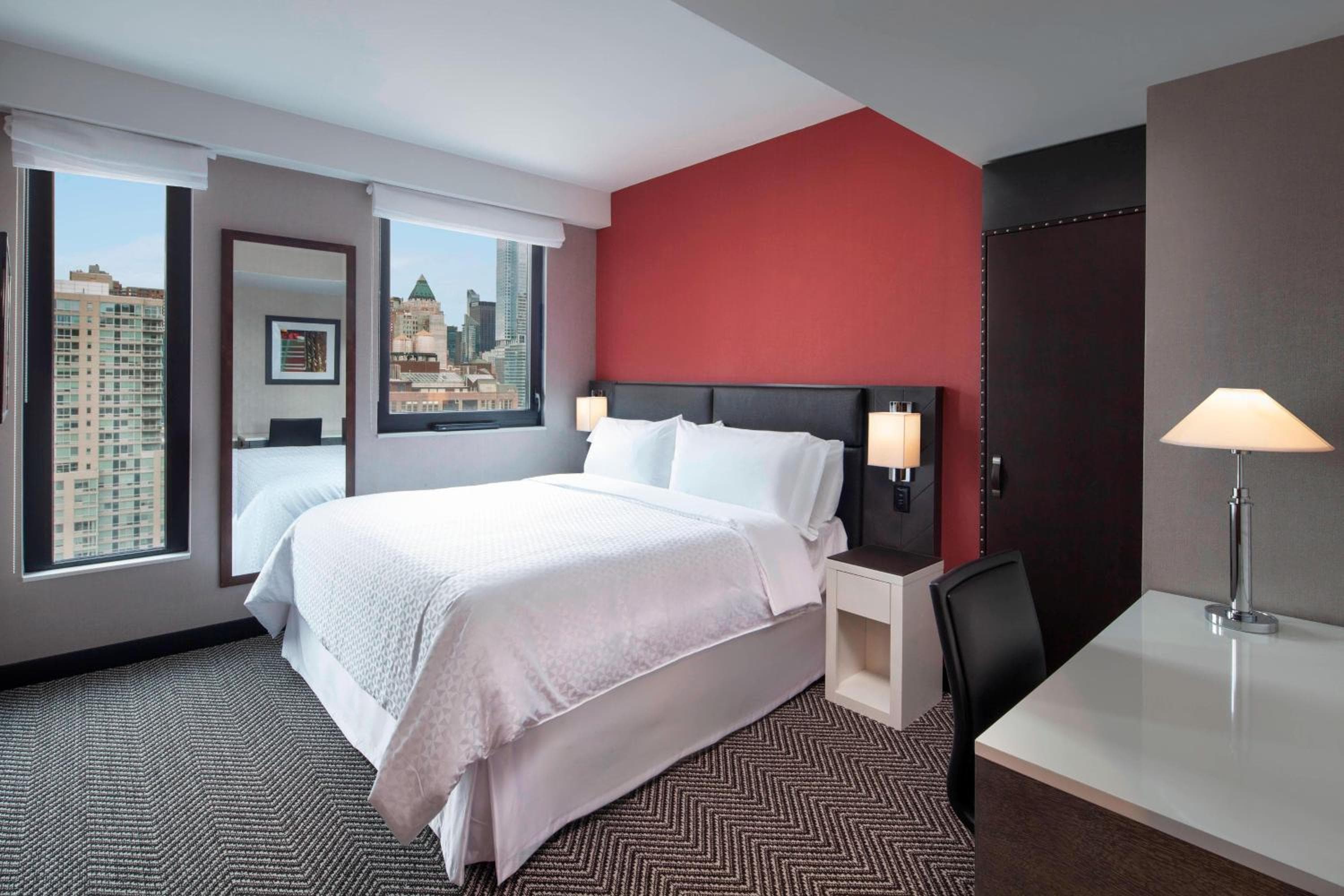 Cuatro puntos por Sheraton Manhattan Midtown West — 8