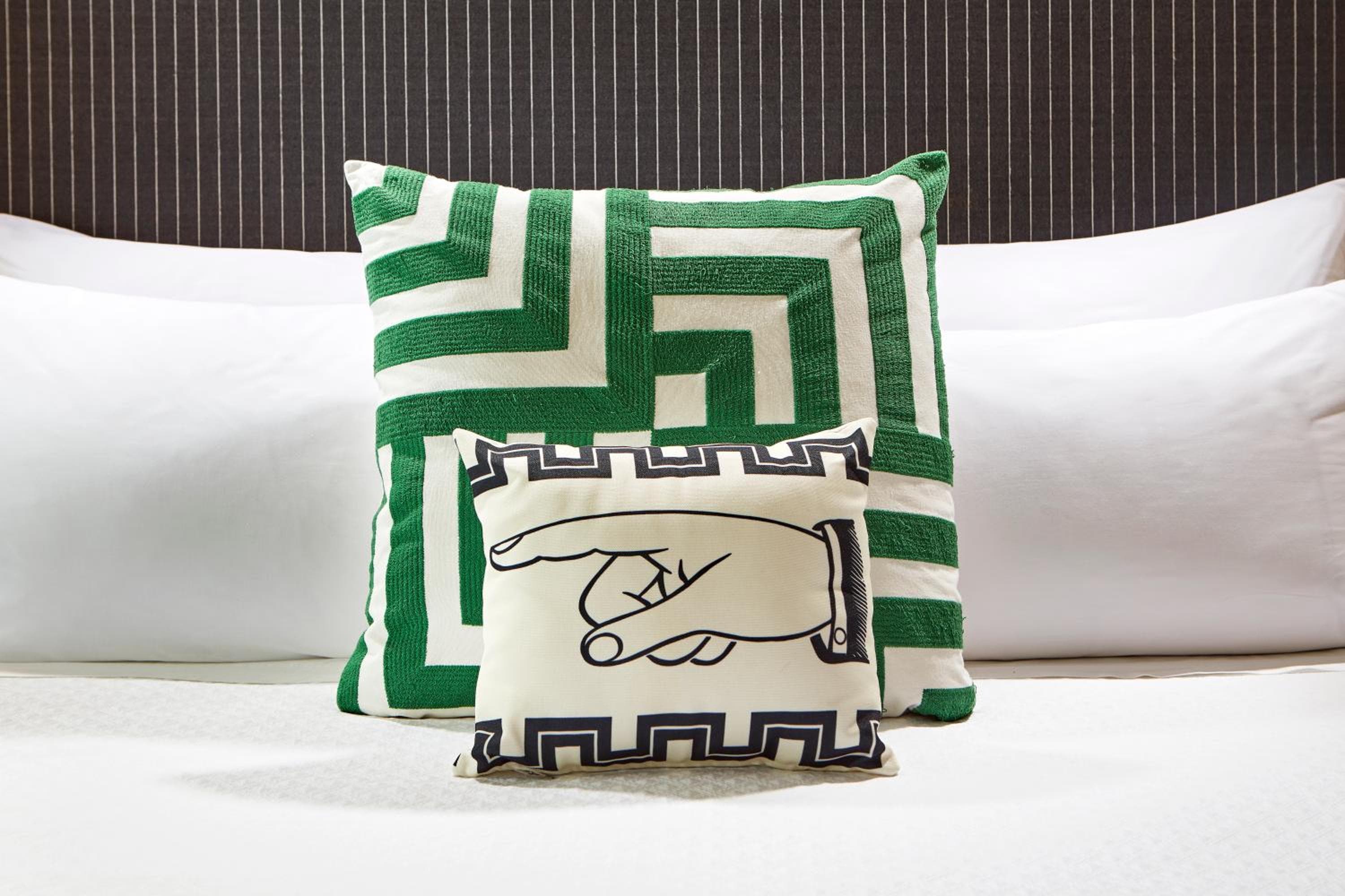 Hotel Carlyle — 22