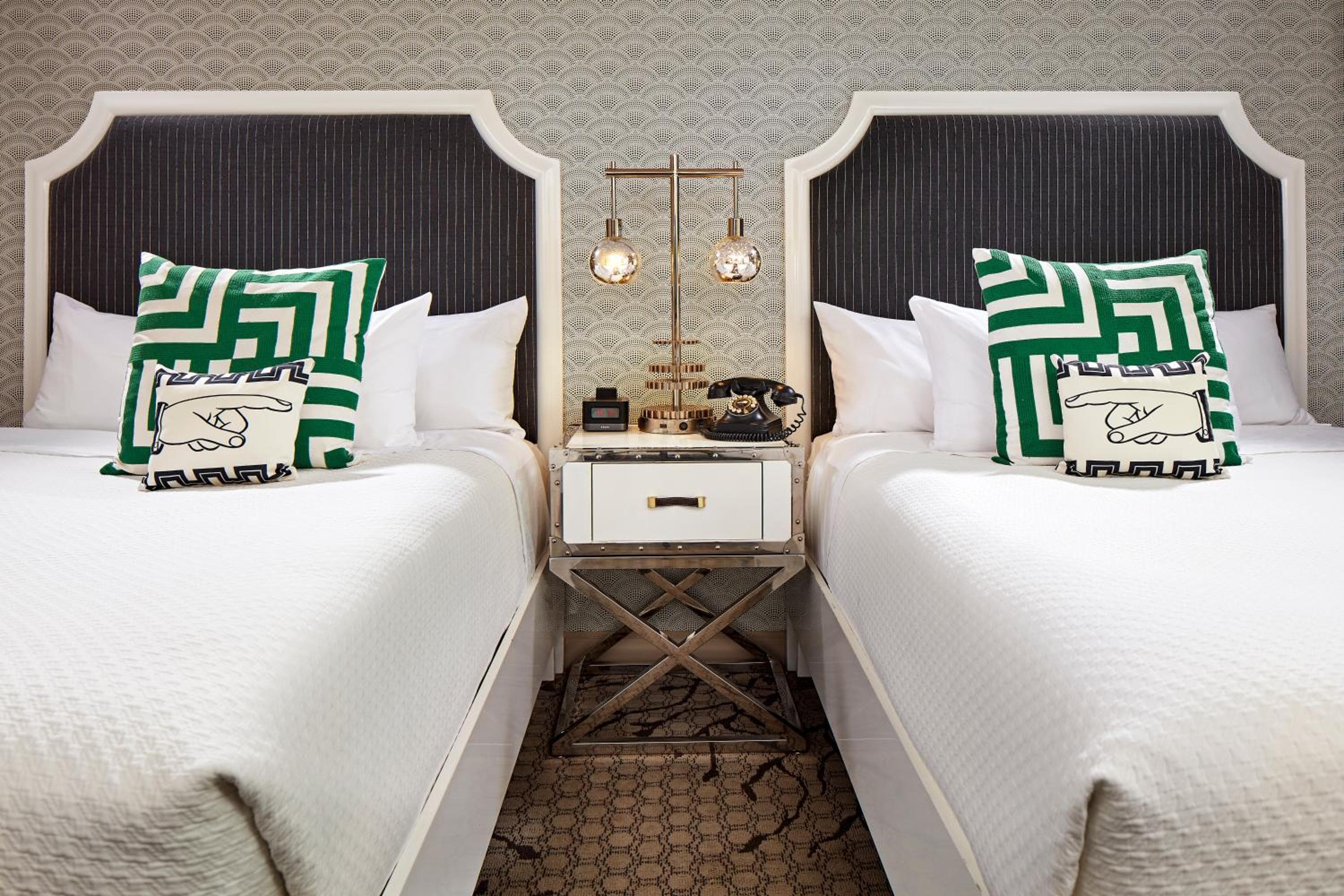 Hotel Carlyle — 13