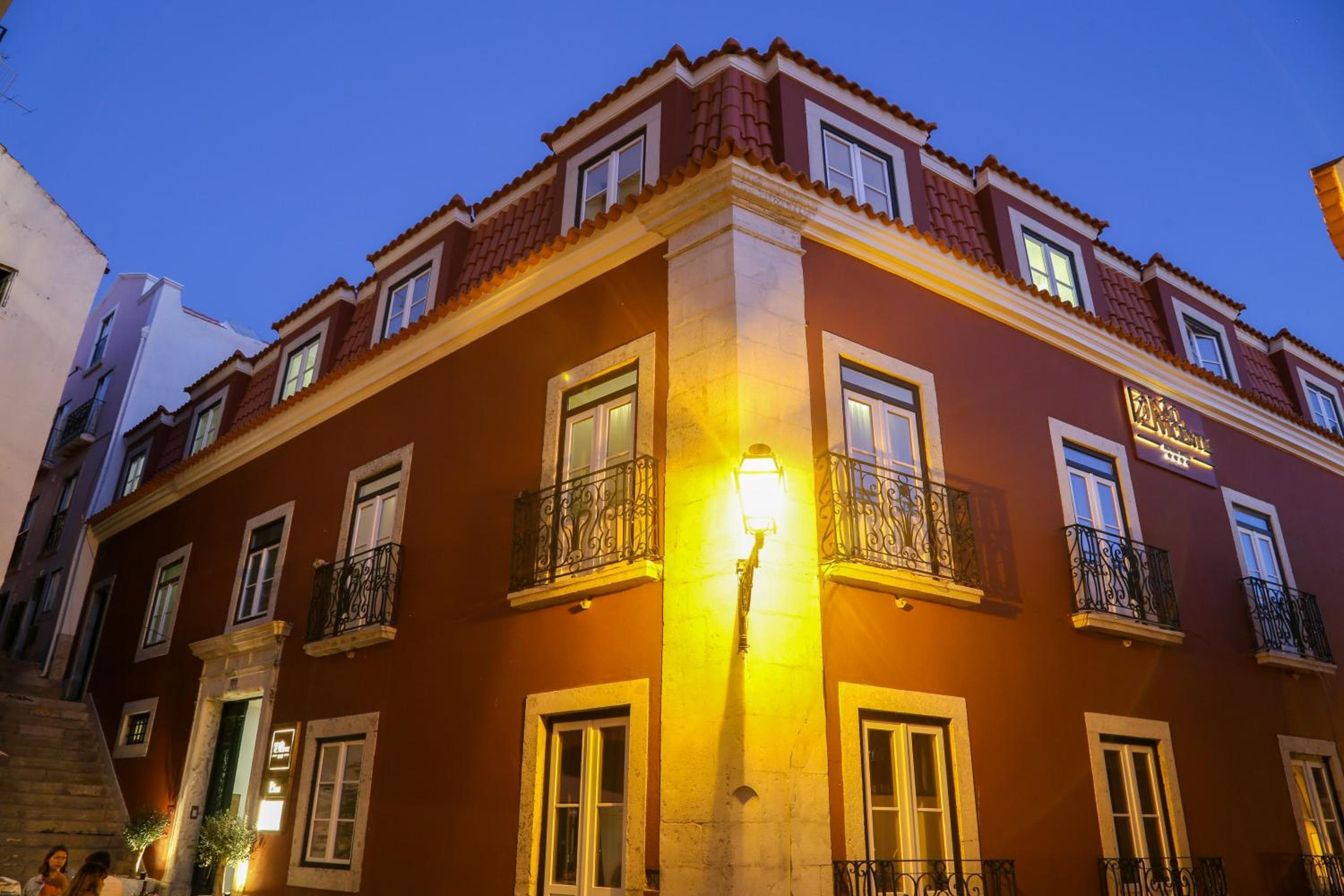 Vincci Alfama — 1