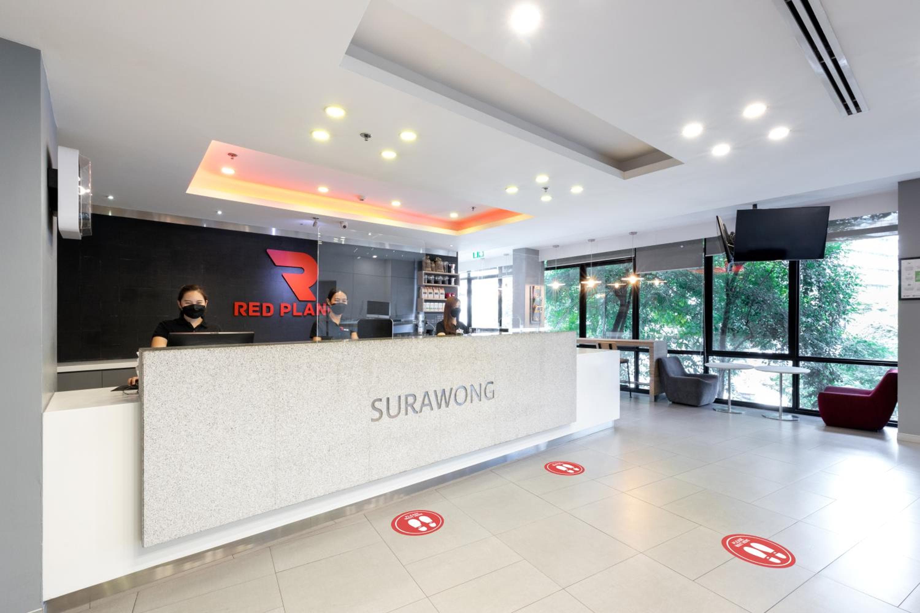 Il pianeta rosso Bangkok Surawong — 2