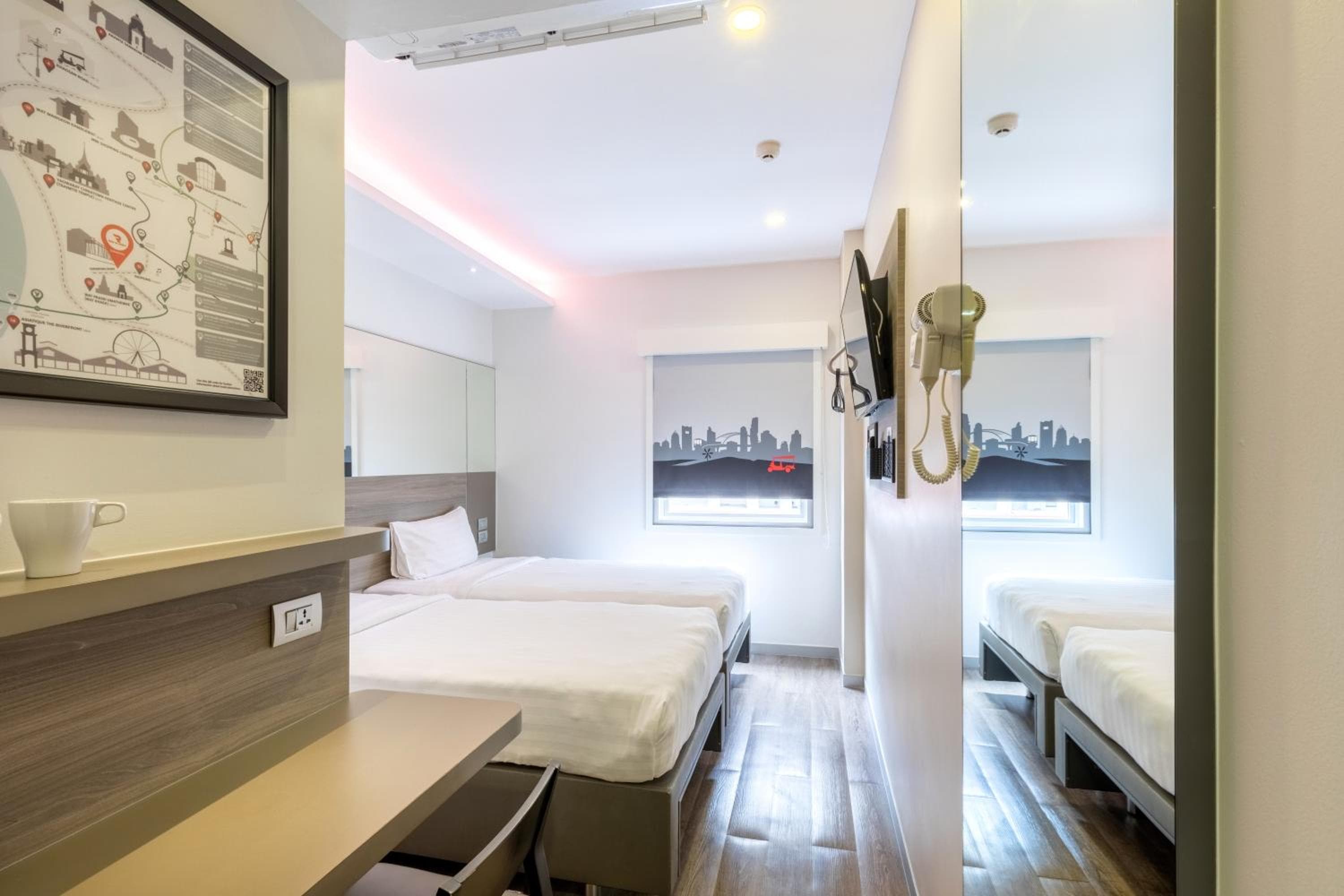 Il pianeta rosso Bangkok Surawong — 29