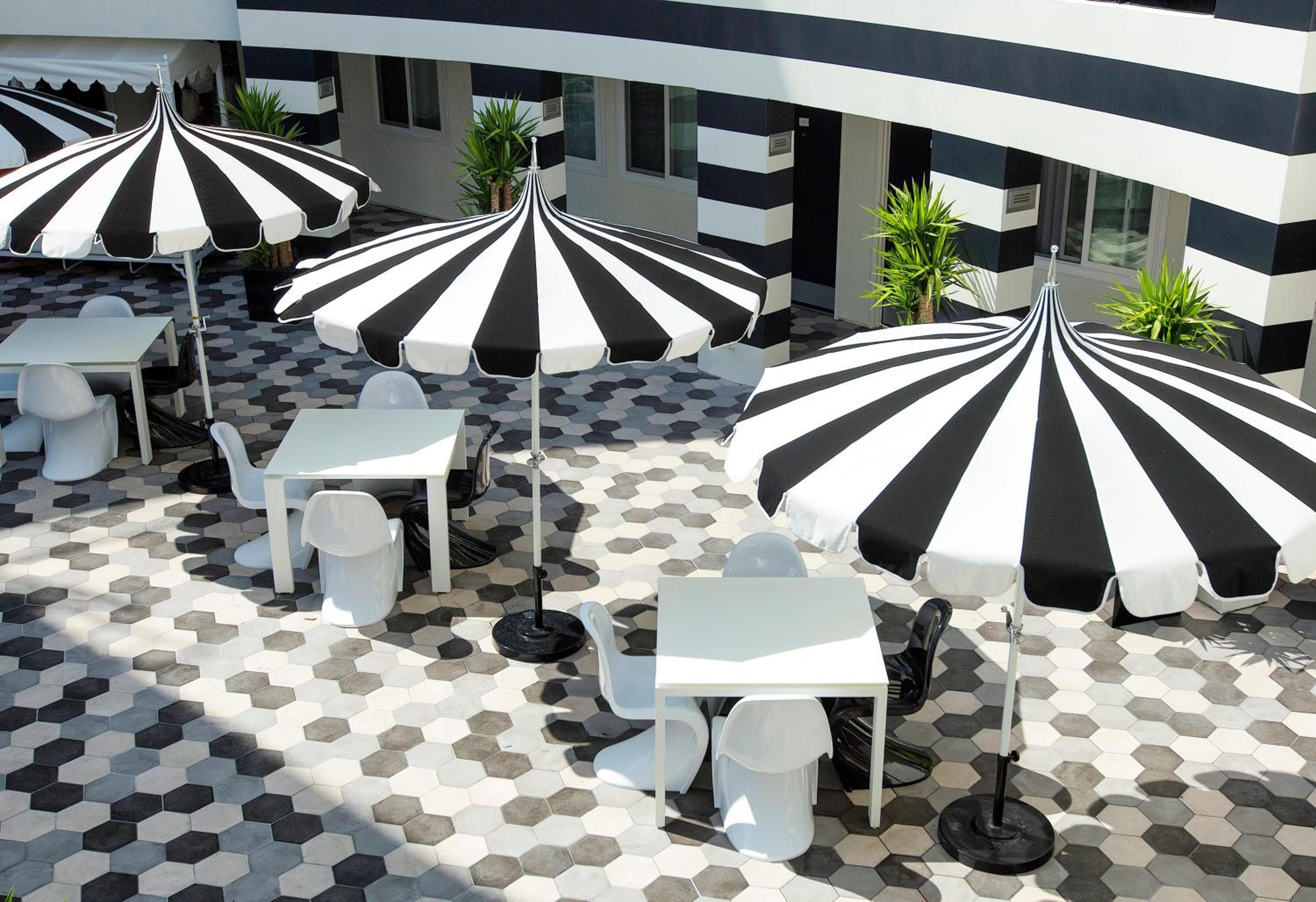 Hotel Carlyle — 26