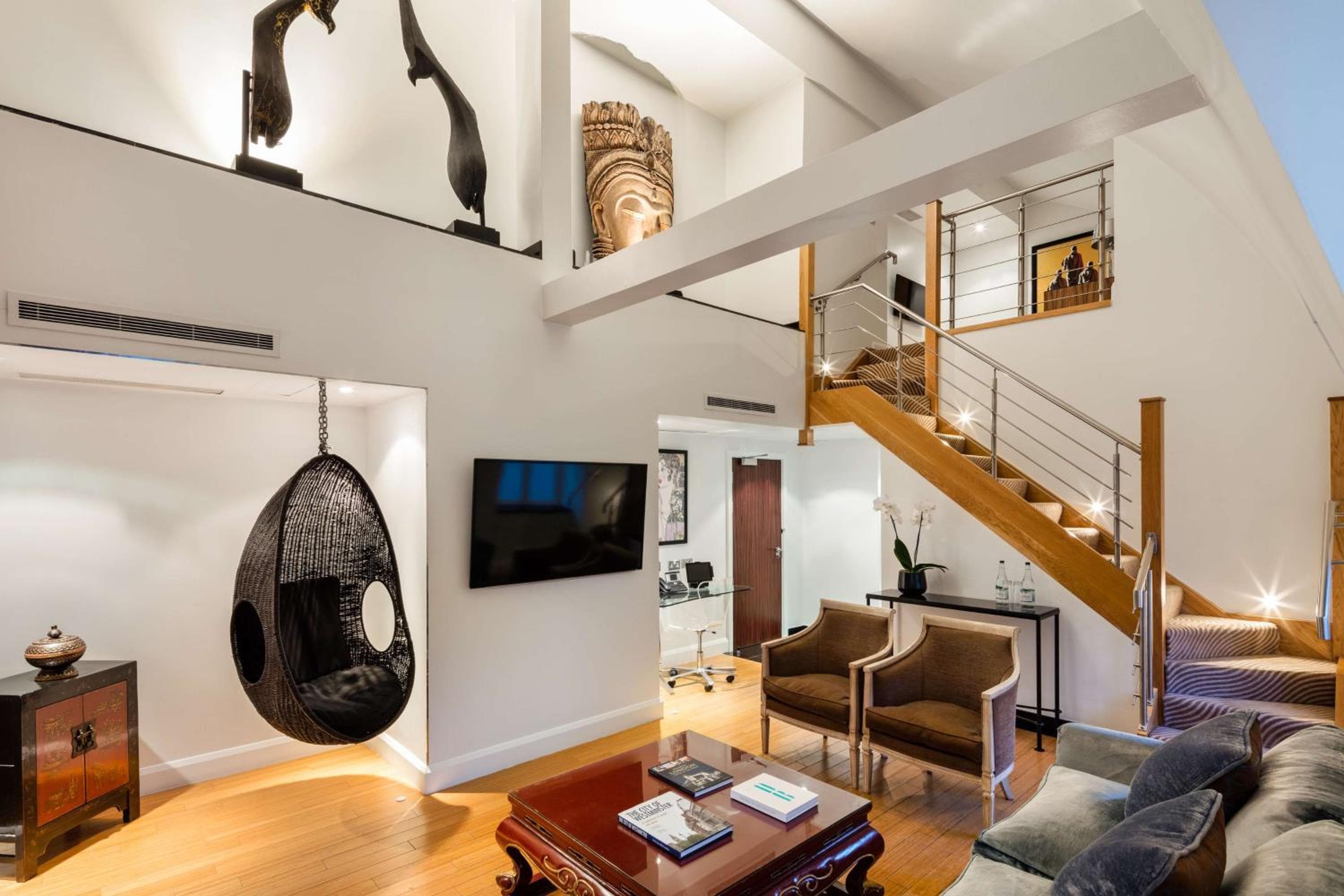 La Fiera di Maggio, A Radisson Collection Hotel, Mayfair Londra — 10