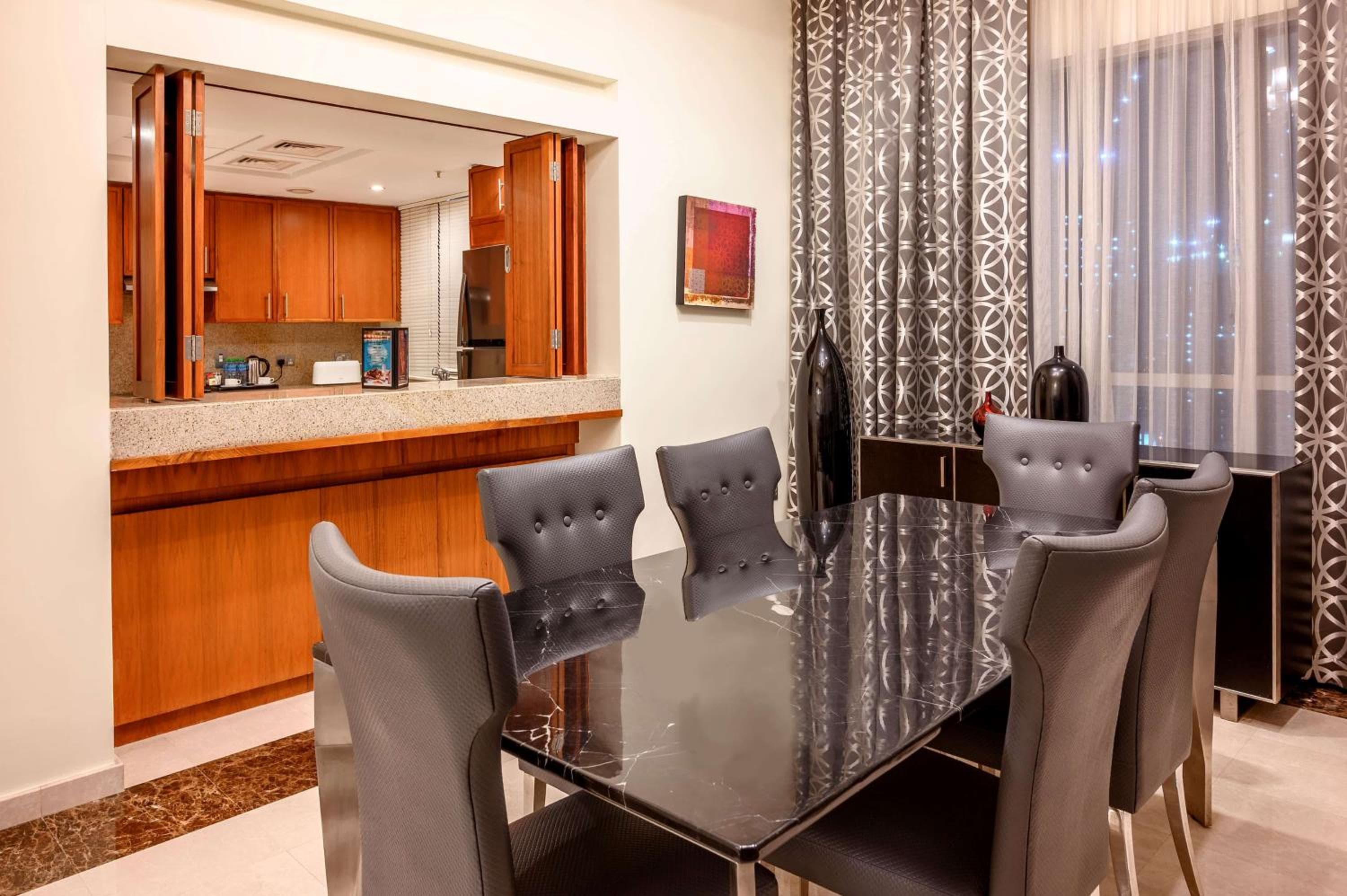 Ramada by Wyndham Downtown Dubai — 28