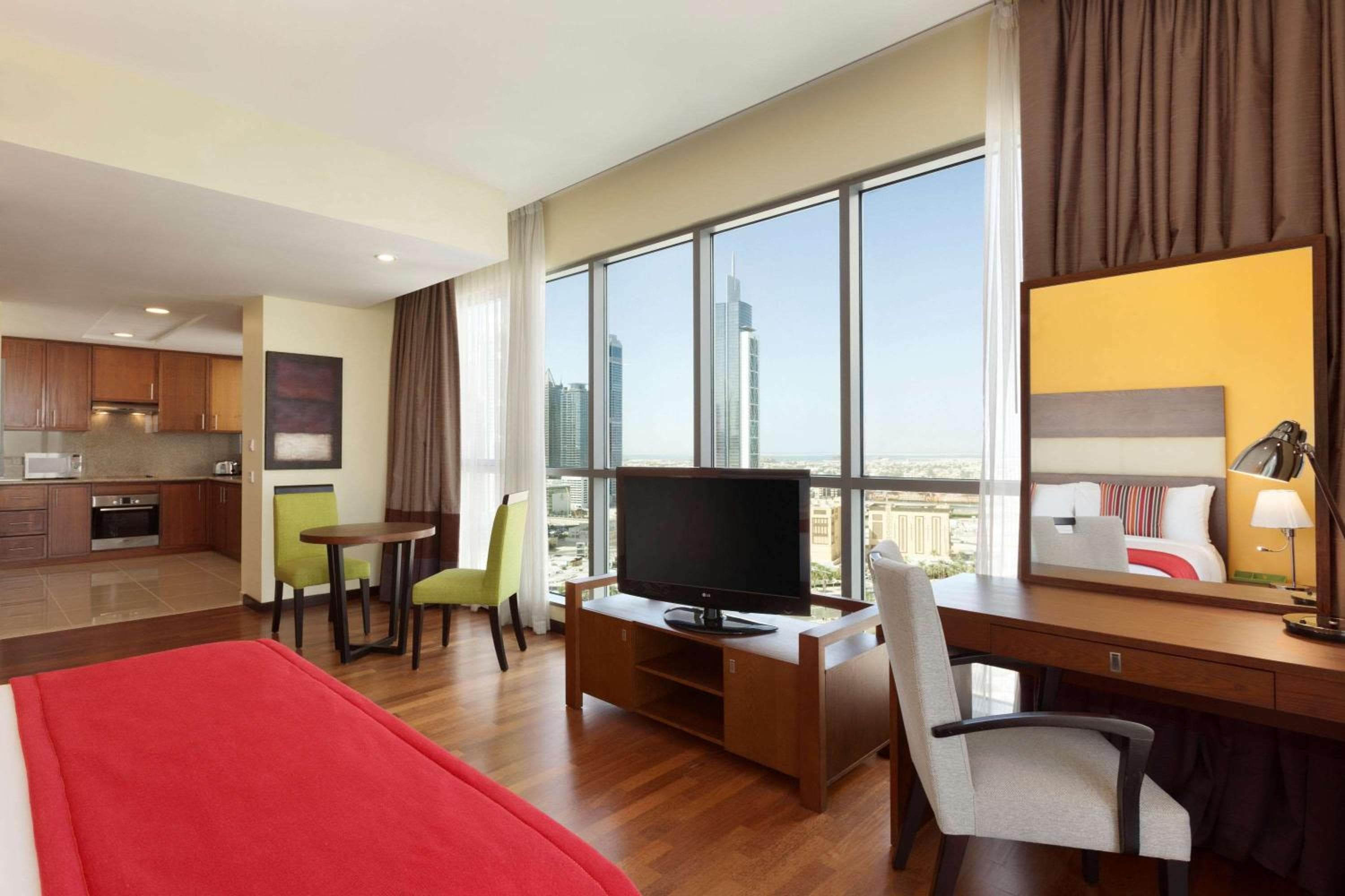 Ramada by Wyndham Downtown Dubai — 26