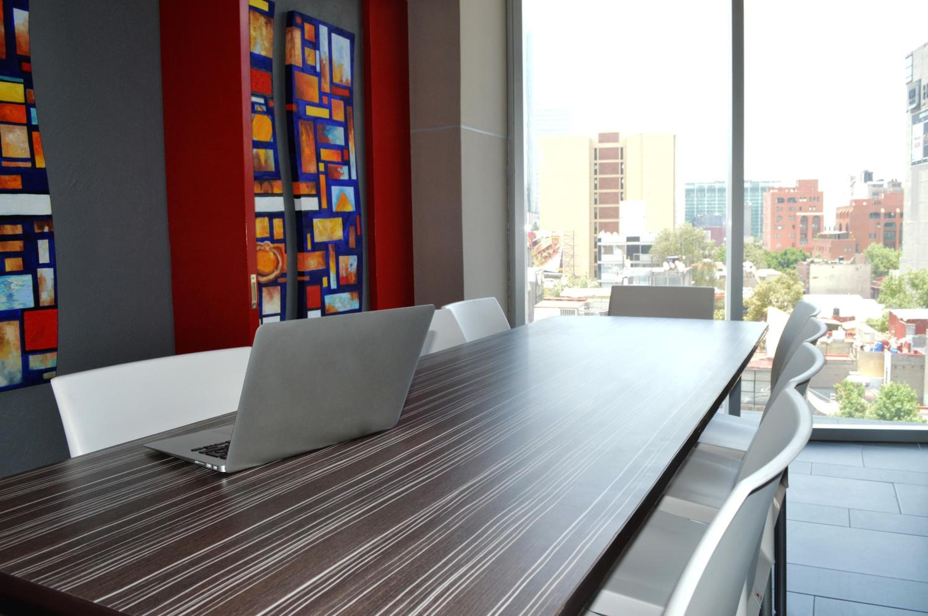 Hotel Block Suites — 6
