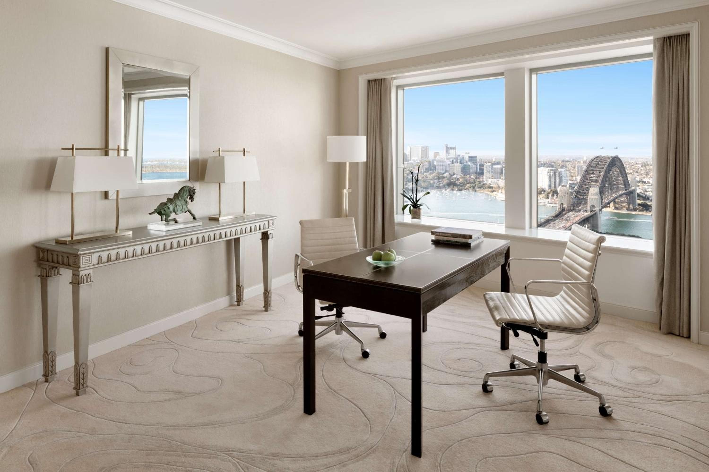 Shangri-La Sydney hotel, 176 Cumberland Street, The Rocks, Sydney, Australia — photo 32