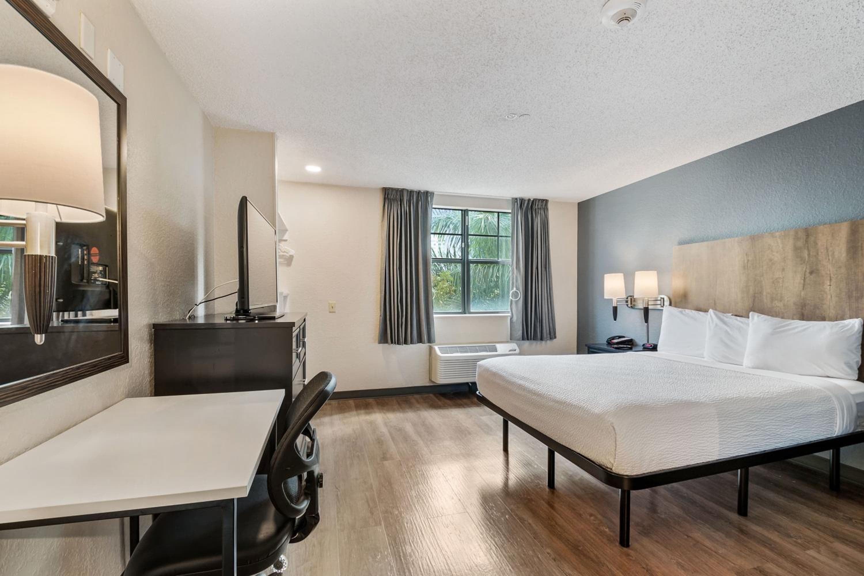 Extended Stay America Premier Suites - Miami - Downtown Brickell - Cruise Port — 3