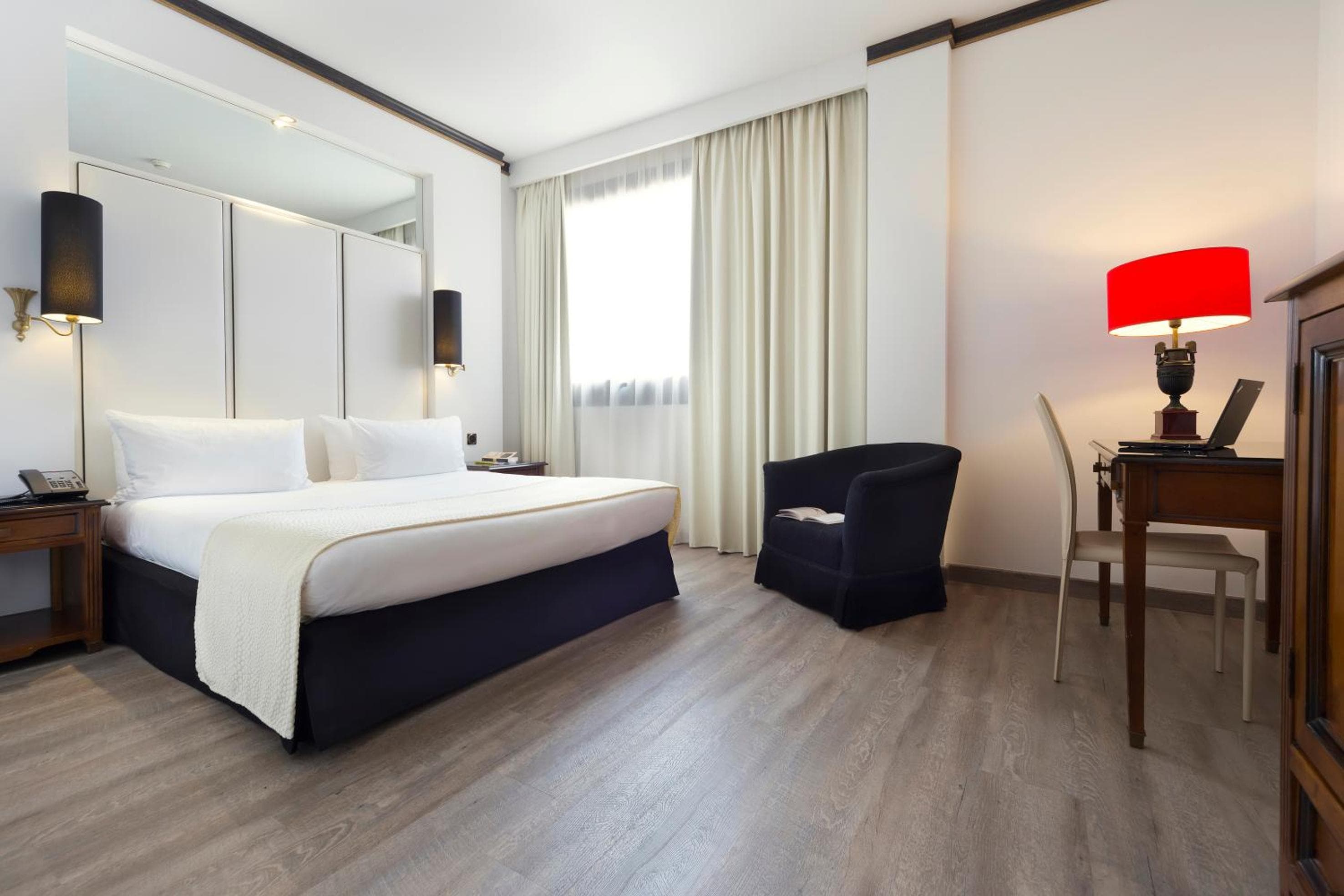 Meliá Milano — 28