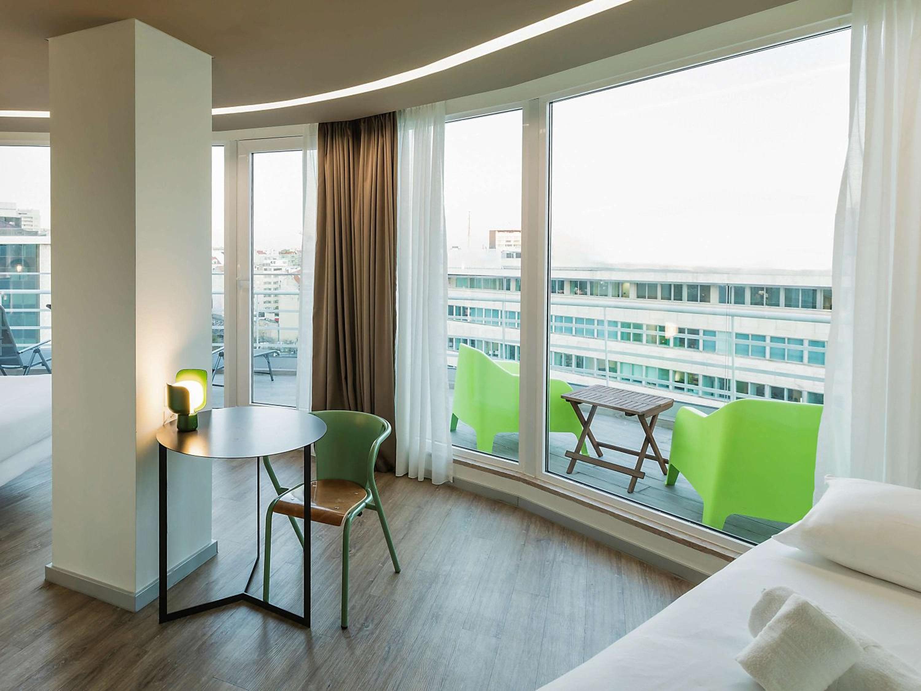 Ibis Styles Lisboa Centro Marquês de Pombal — 19