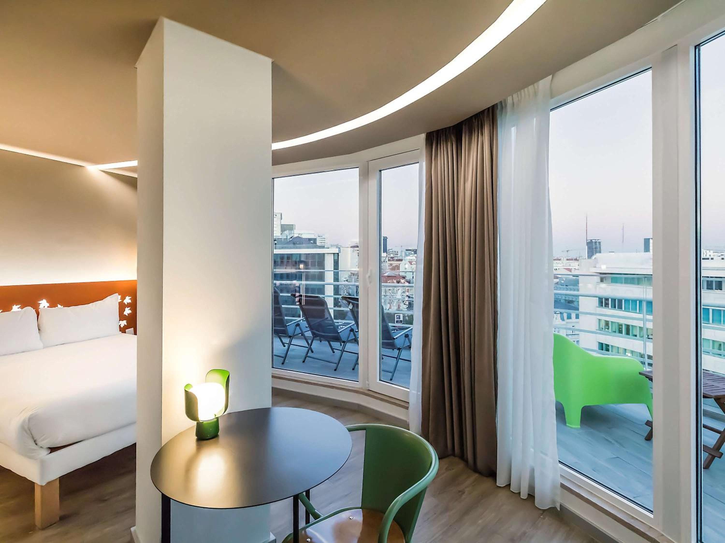 Ibis Styles Lisboa Centro Marquês de Pombal — 10