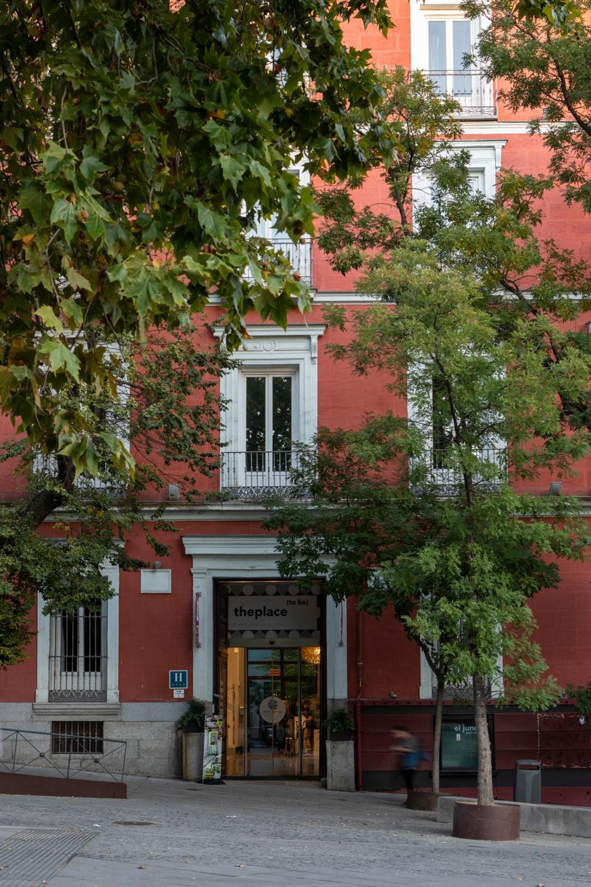 Petit Palace Santa Bárbara — 22