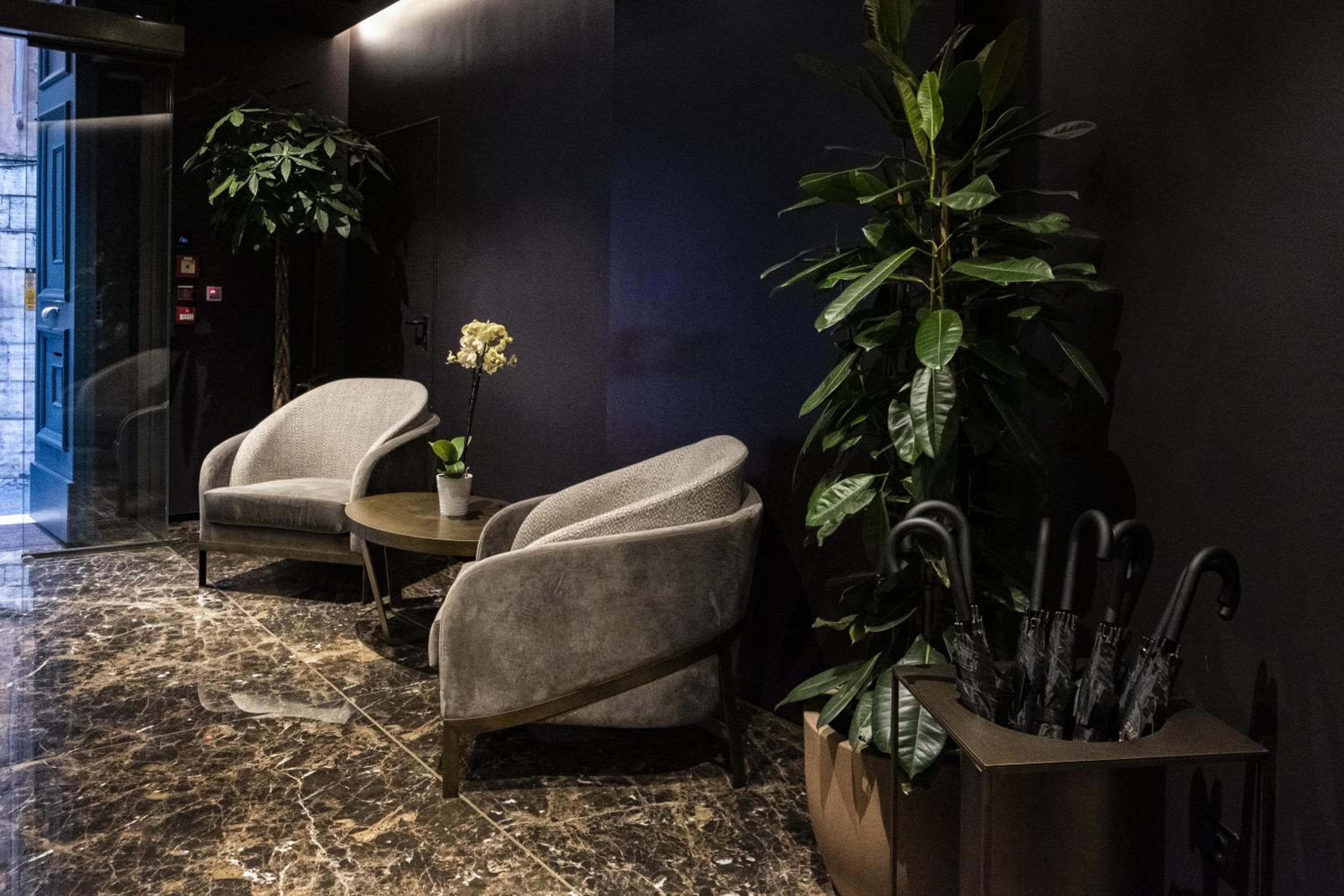 U-Visionary Roma Hotel — 6