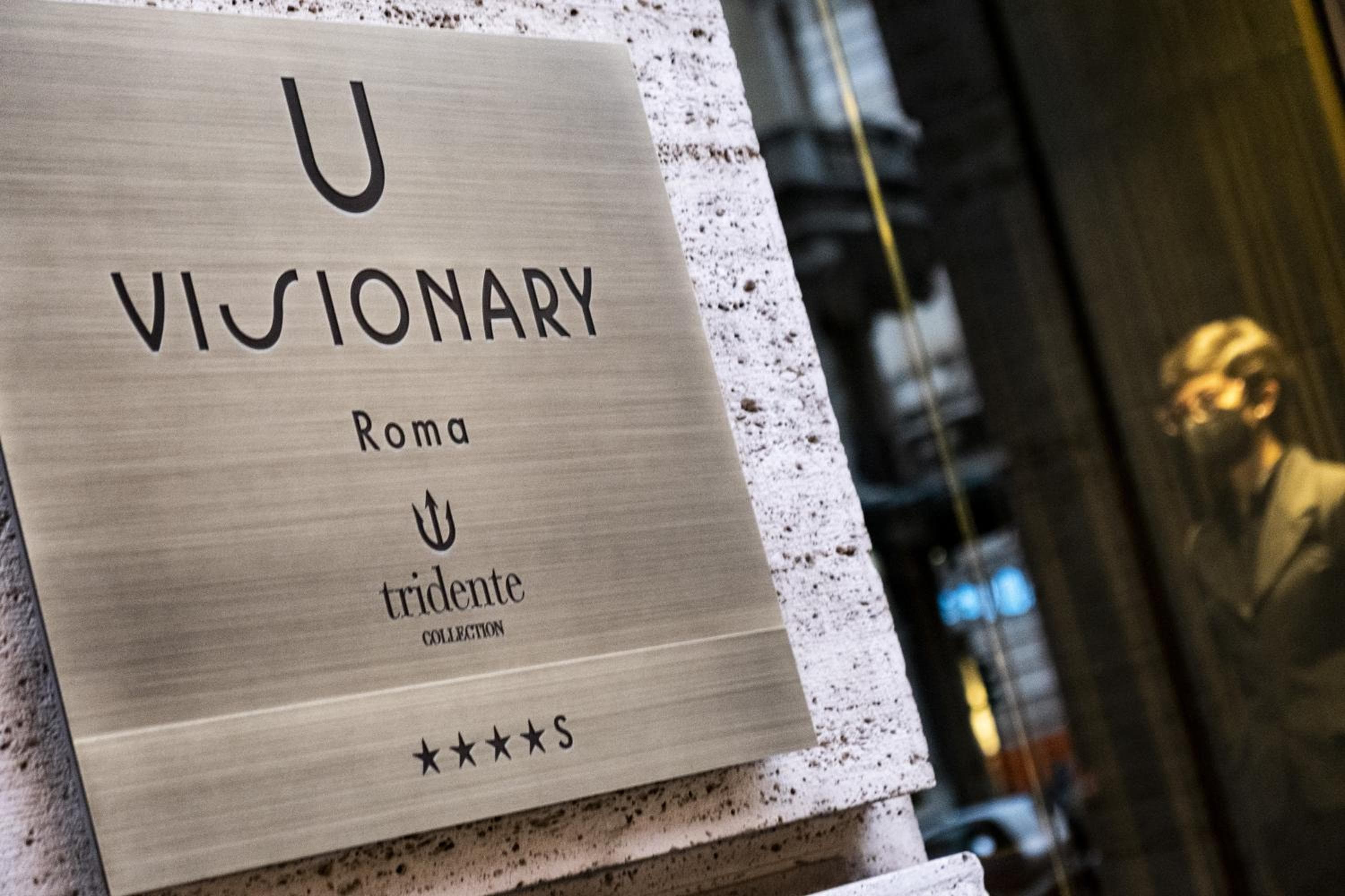 U-Visionary Roma Hotel — 19
