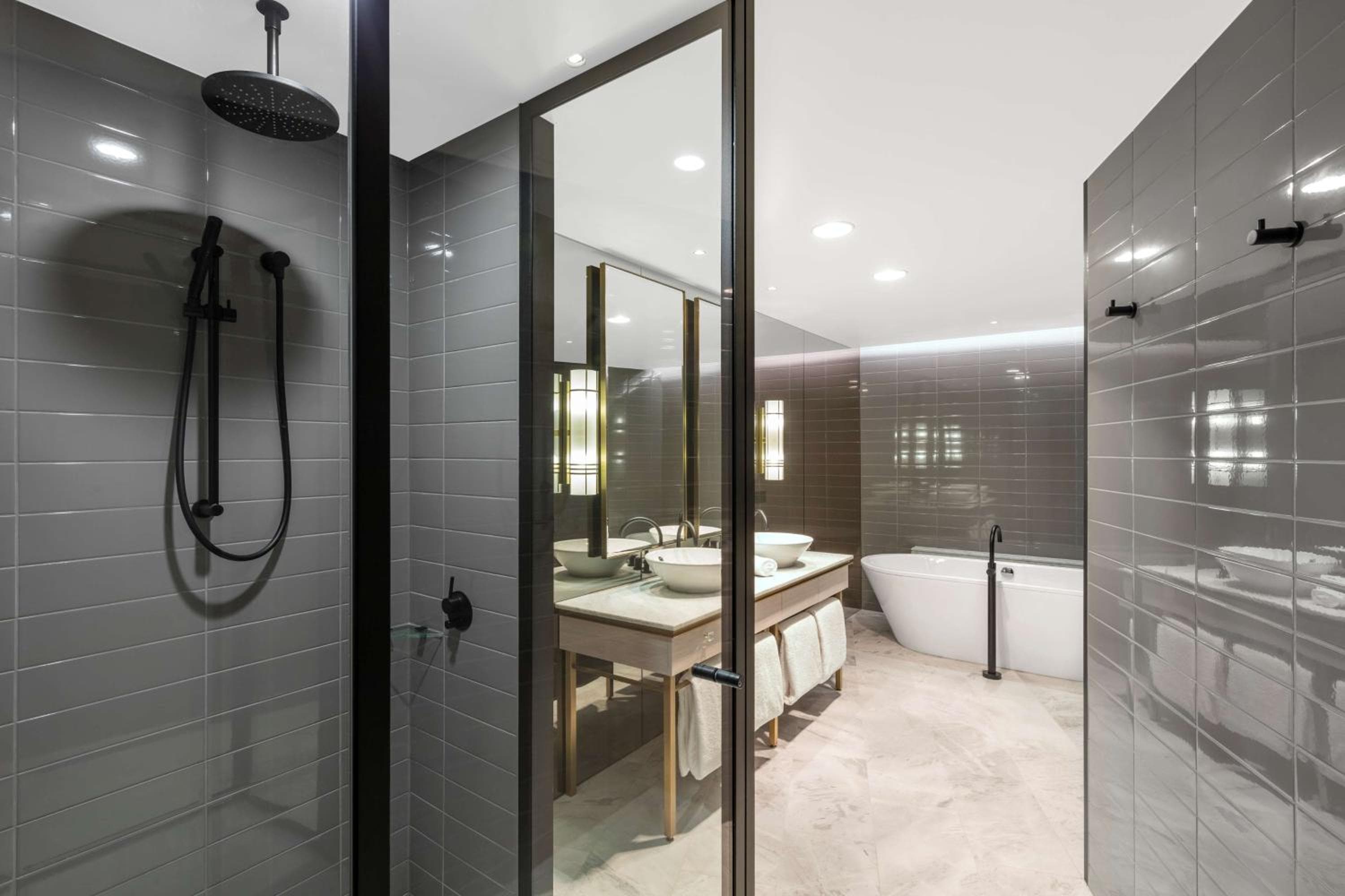 Paradox Sydney hotel, 27 O'Connell Street, Sydney, Australia — photo 180