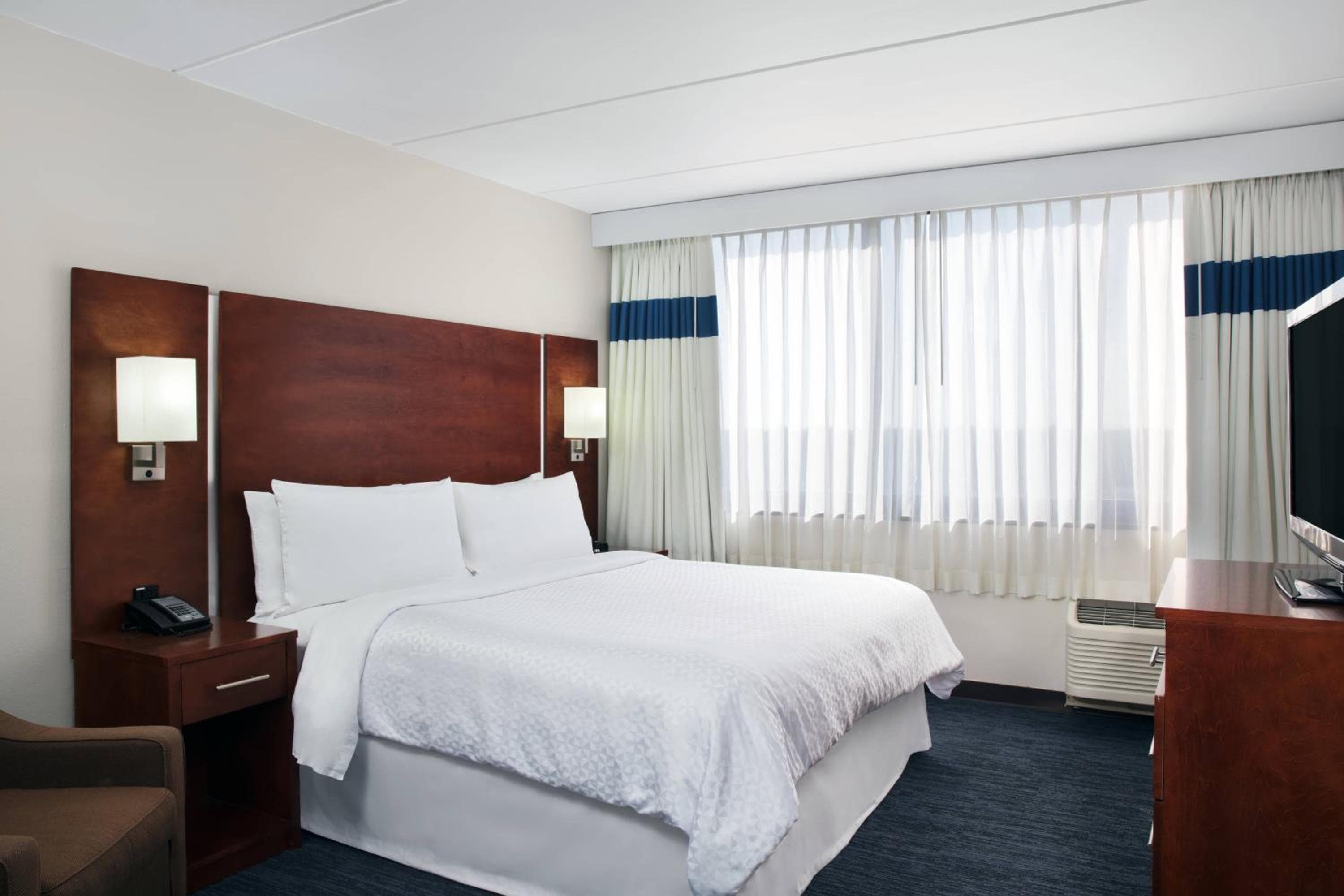 Four Points by Sheraton Fort Lauderdale Aeropuerto/Puerto de cruceros — 7