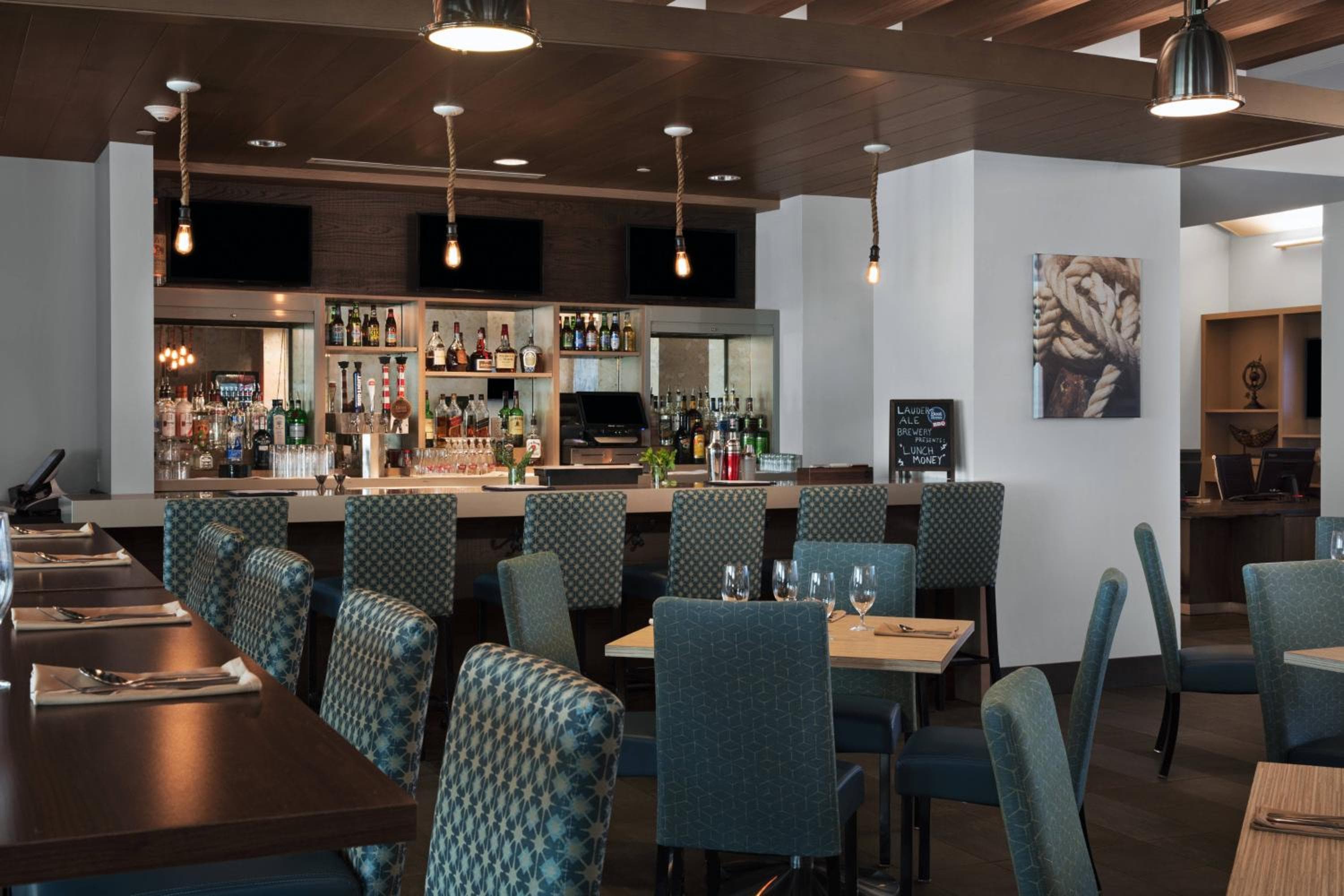 Four Points by Sheraton Fort Lauderdale Aeropuerto/Puerto de cruceros — 13