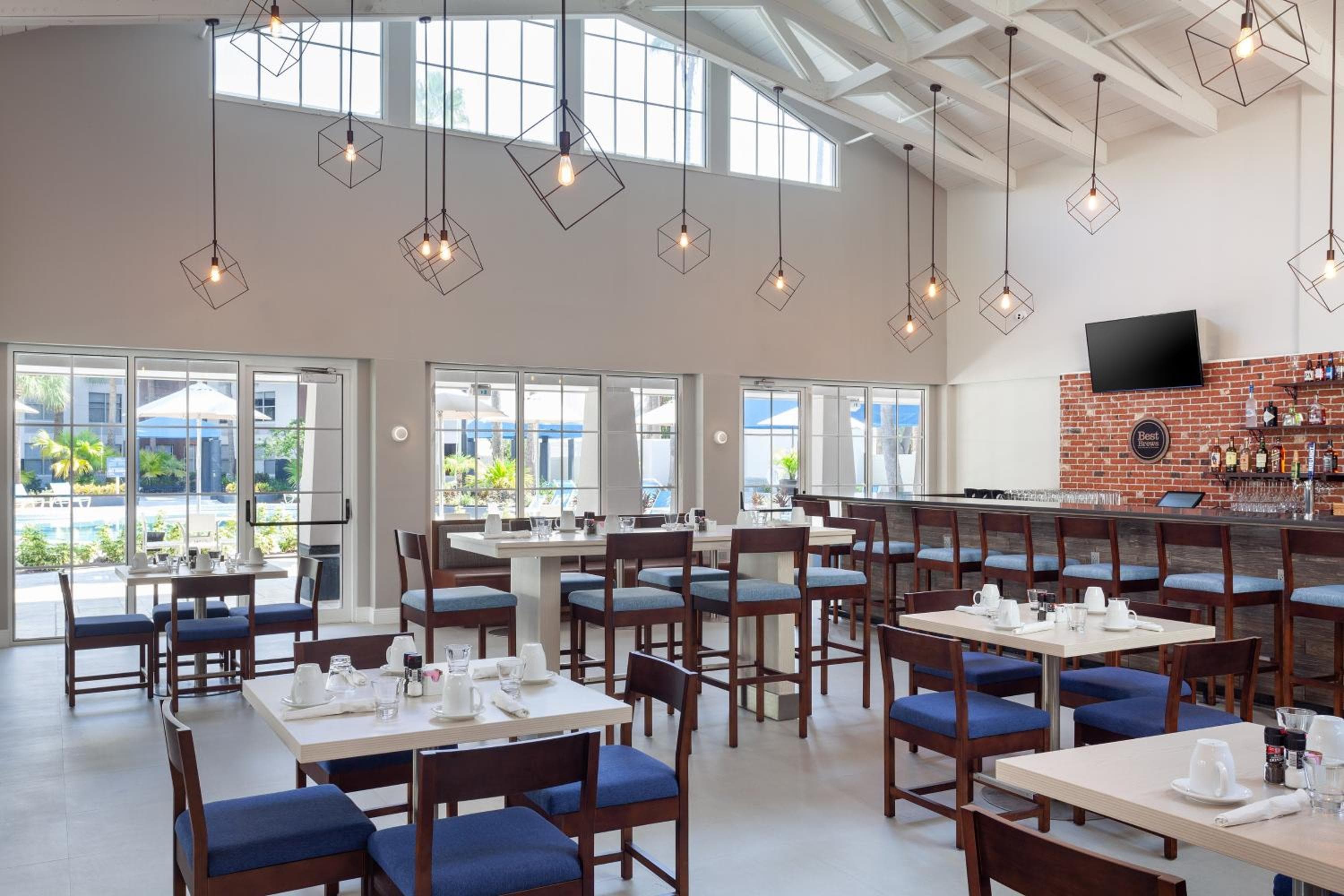 Cuatro puntos del Sheraton Orlando Convention Center — 14