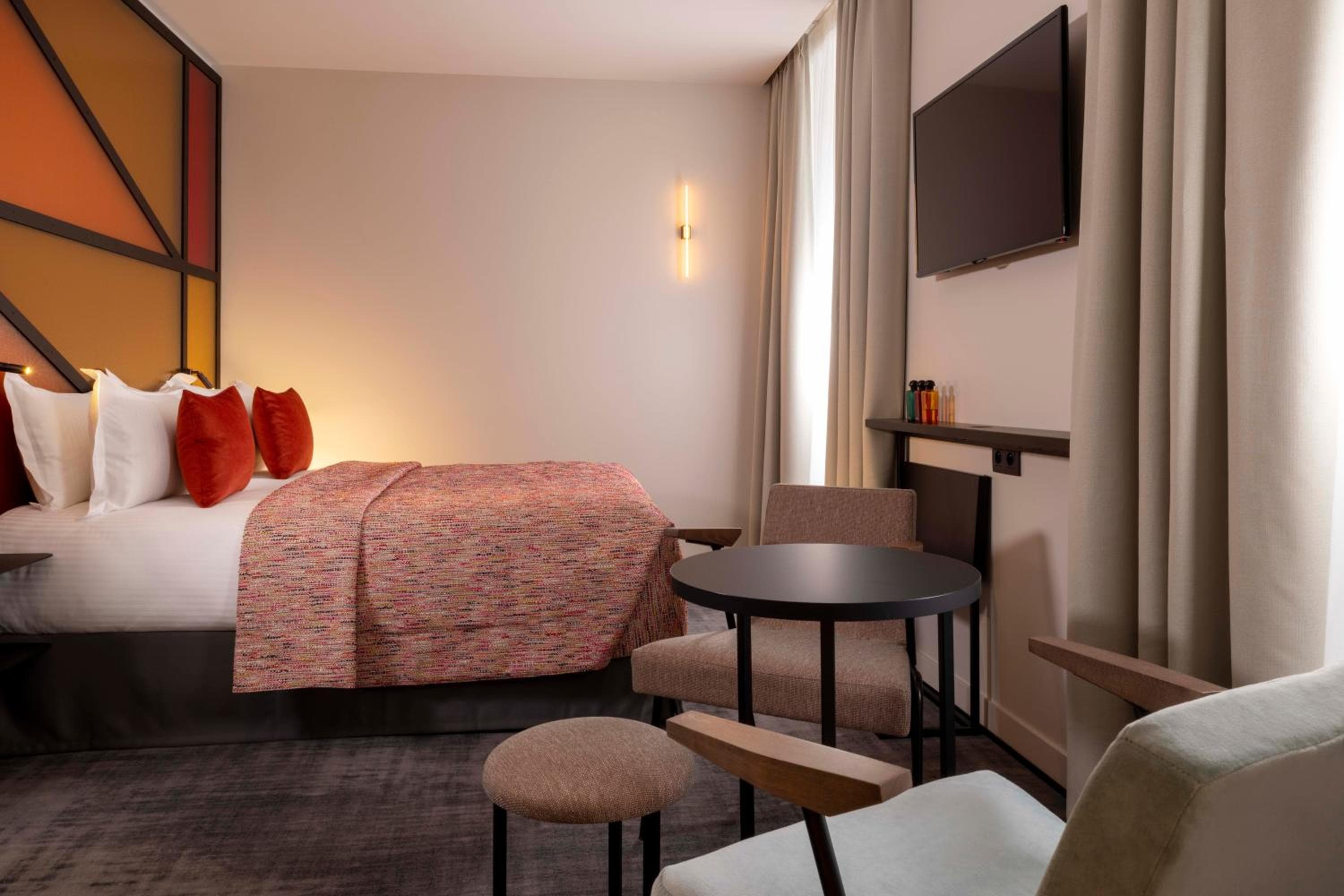 Le 12 Hôtel — 14