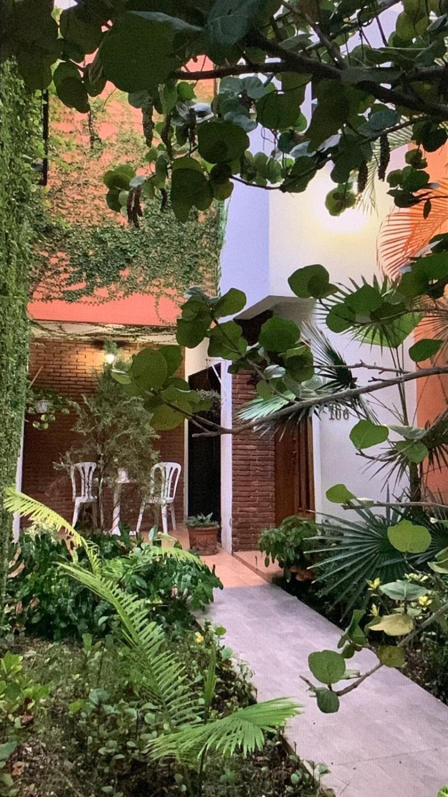 Manaya Bed & Breakfast — 15