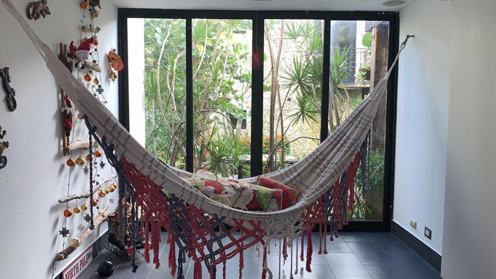 Manaya Bed & Breakfast — 22