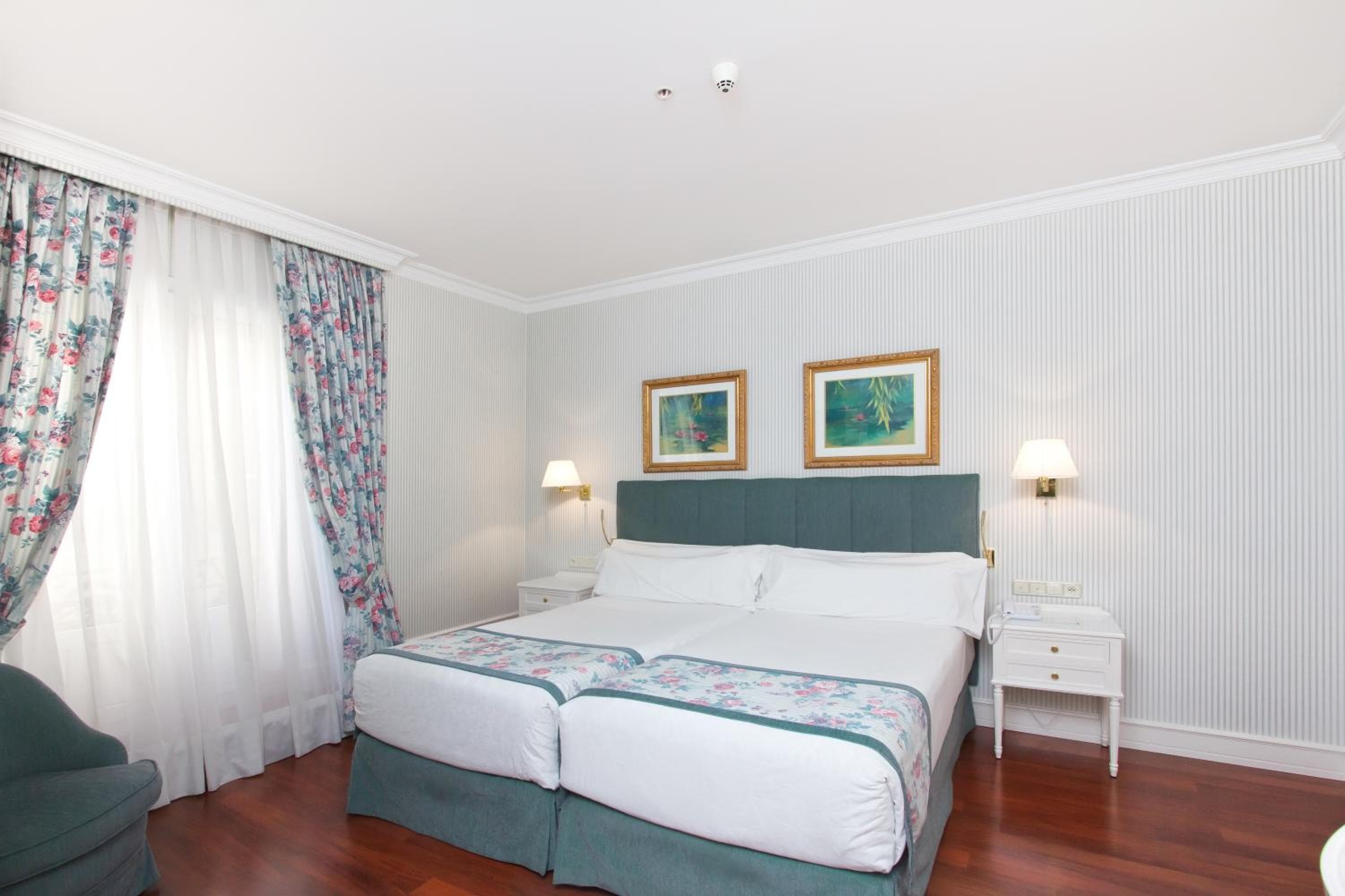 Hotel Atlántico — 25