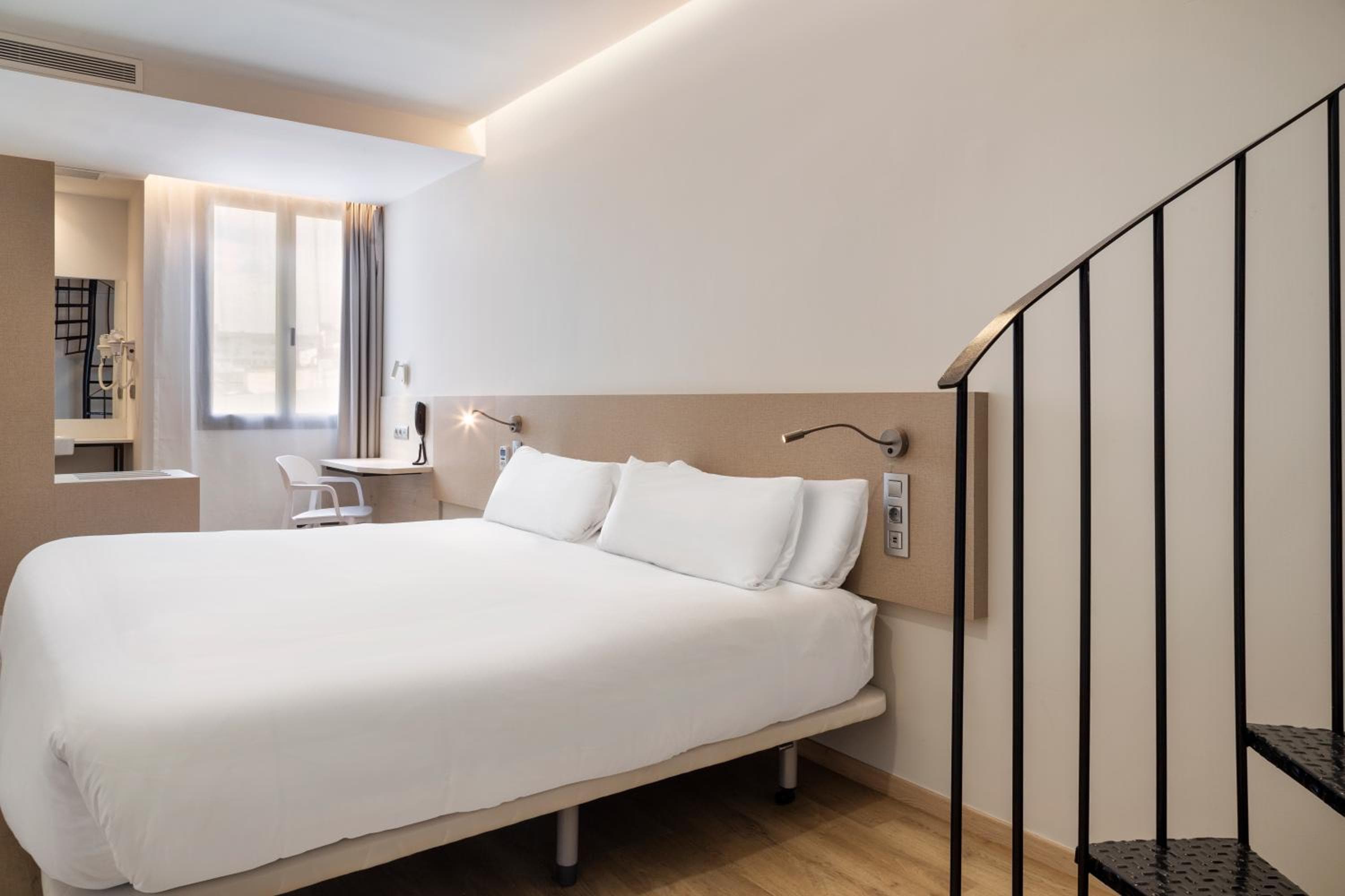 B&B HOTEL Málaga Centro — 18