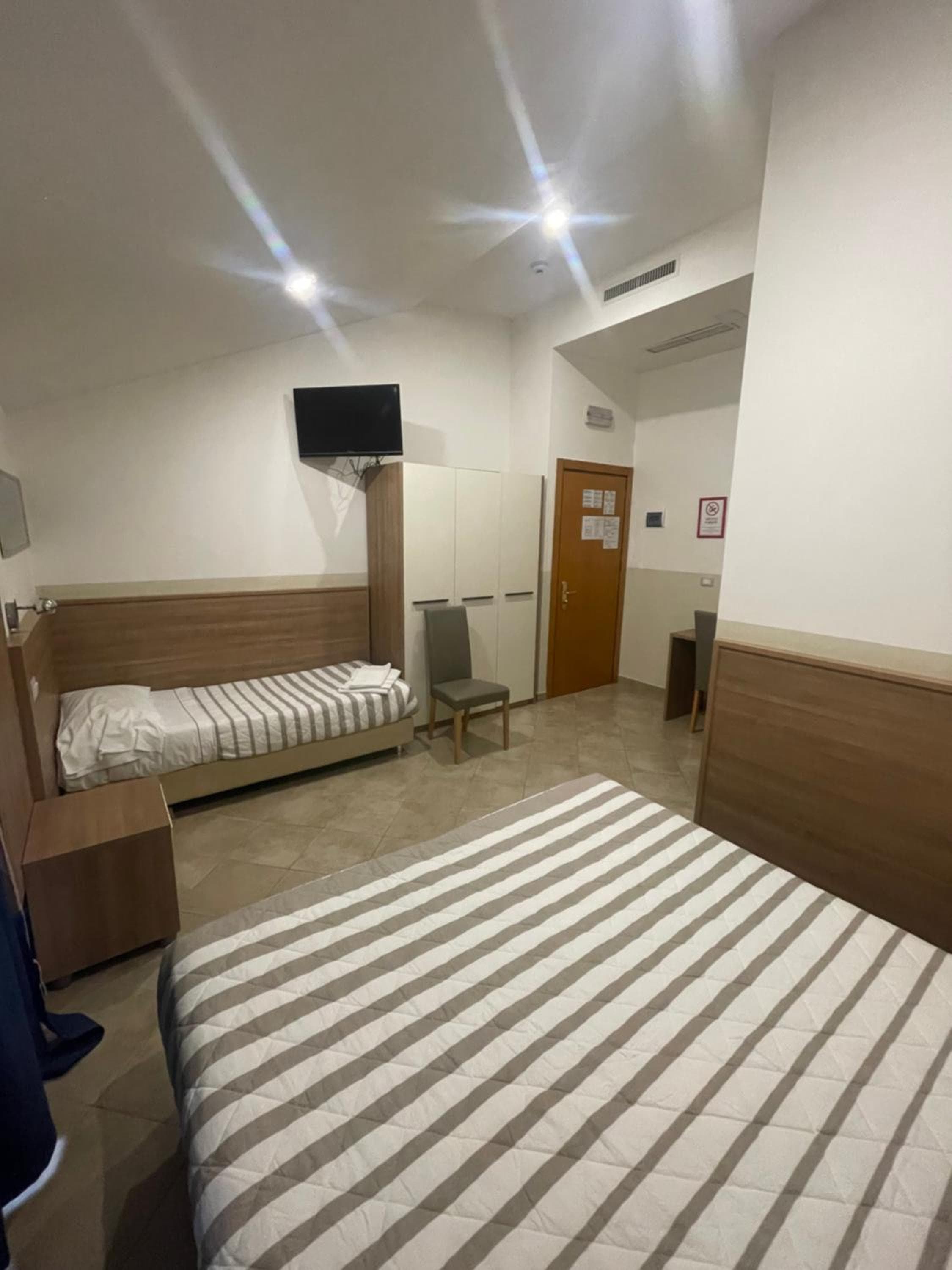 Albergo Montecarlo — 15