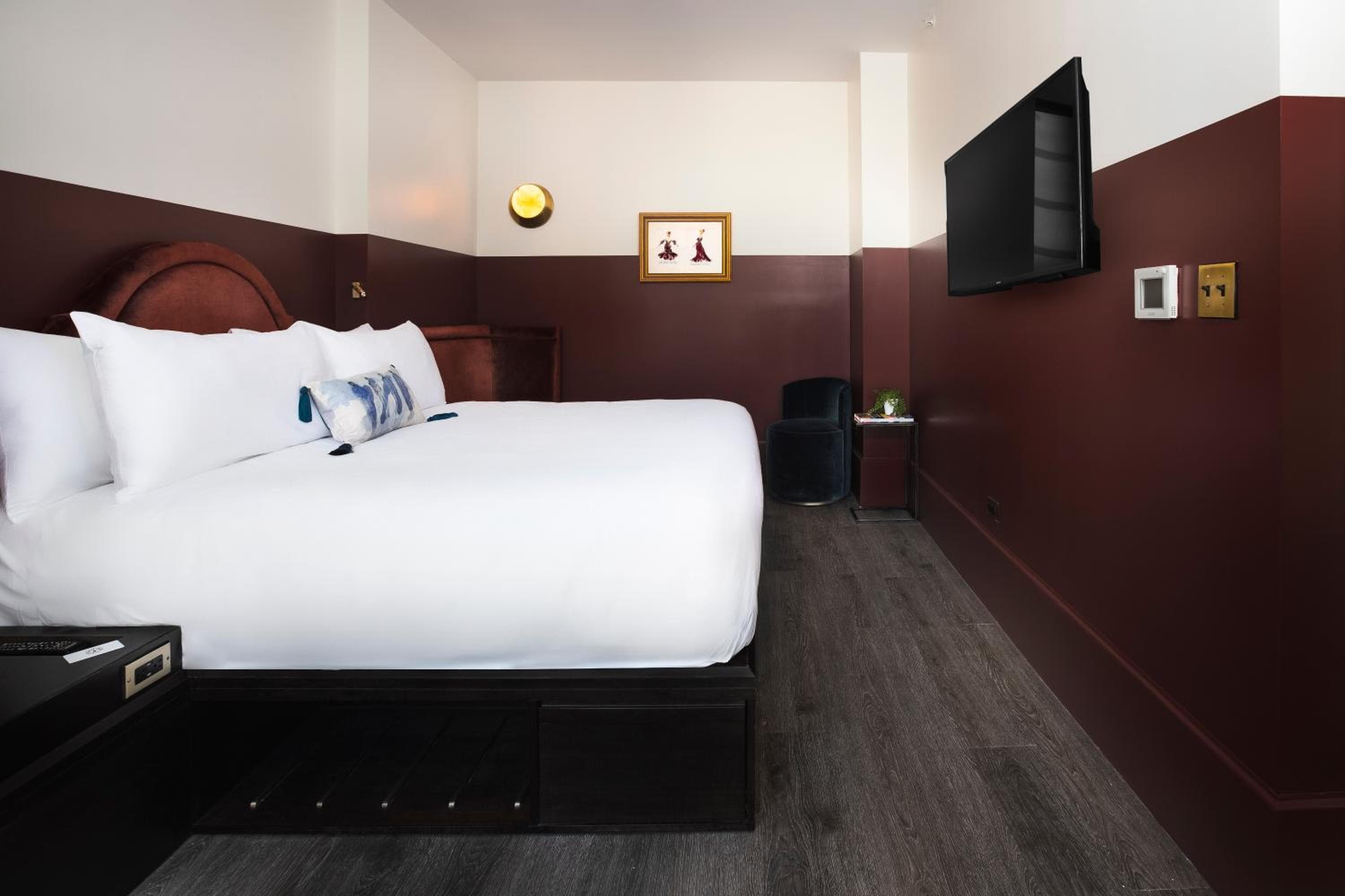 CIVILIAN Hotel — 20
