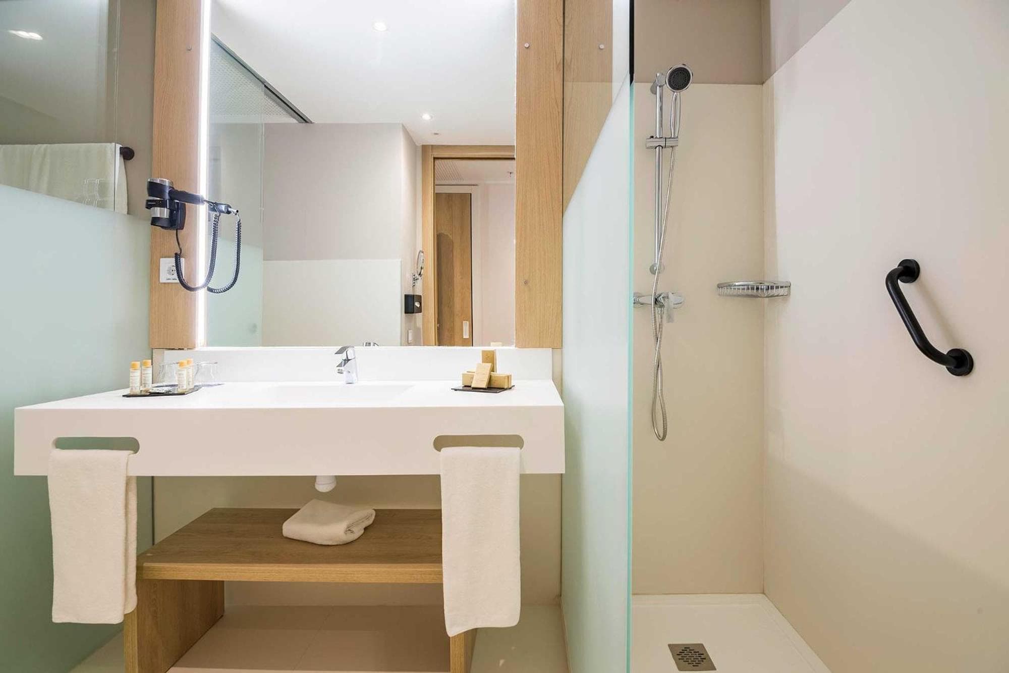 Golden Hotel Barcelona — 25