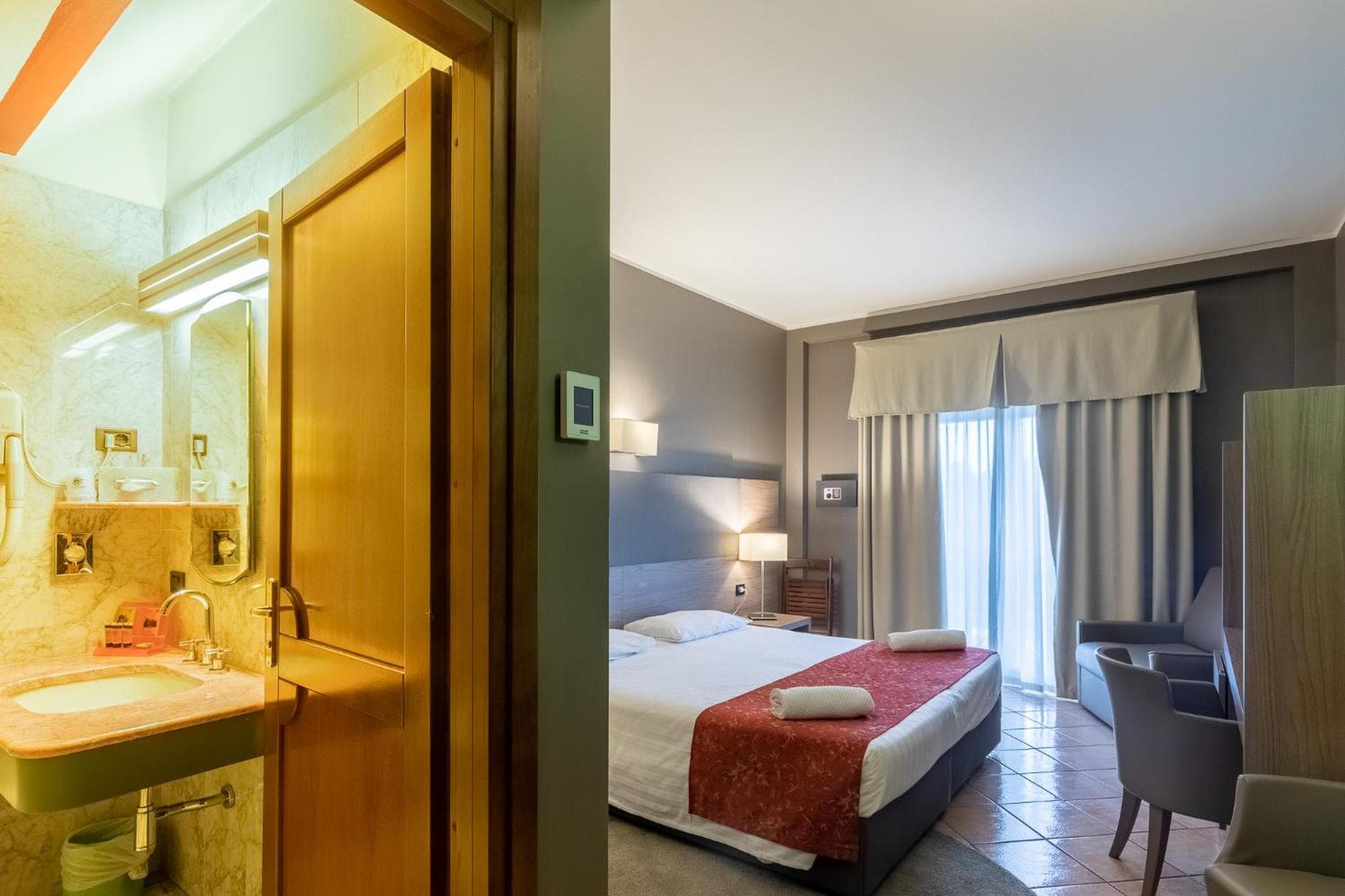 Hotel Sunflower — 25
