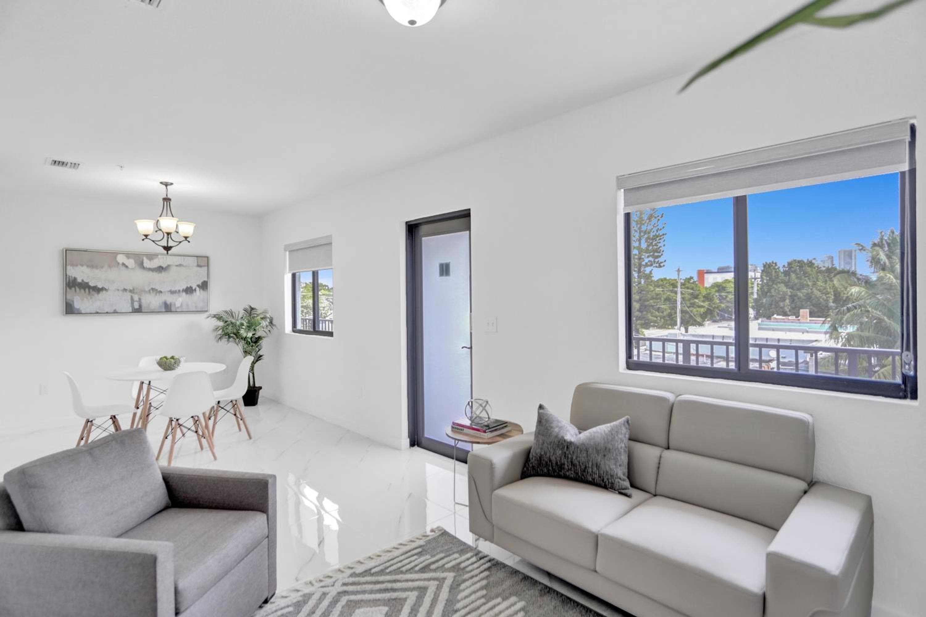 Renzzi Wynwood Apartments — 28