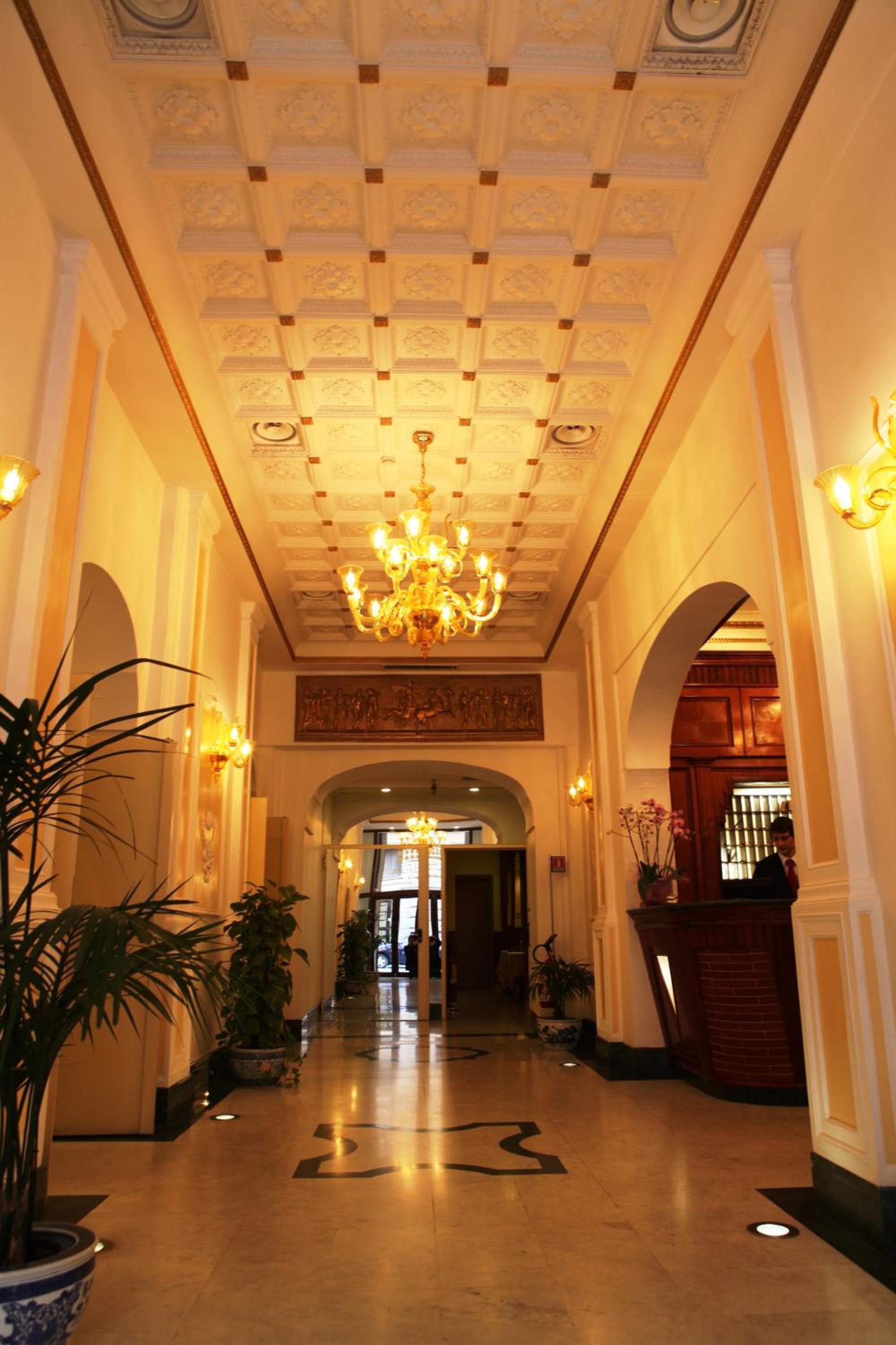 Augusta Lucilla Palace hotel, Via Massimo D'Azeglio 24, Rome, Italy — photo 13