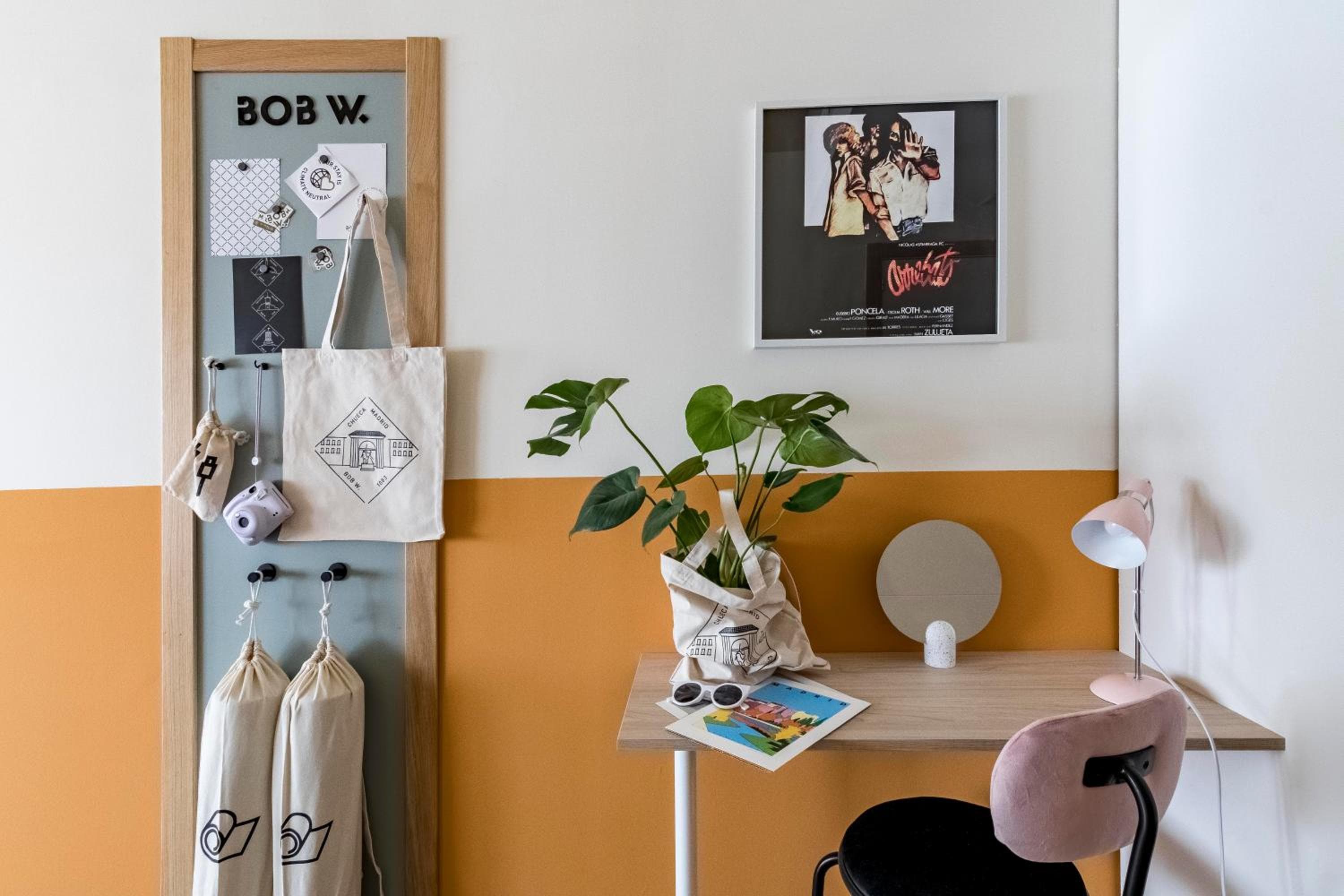 Bob W Chueca — 18