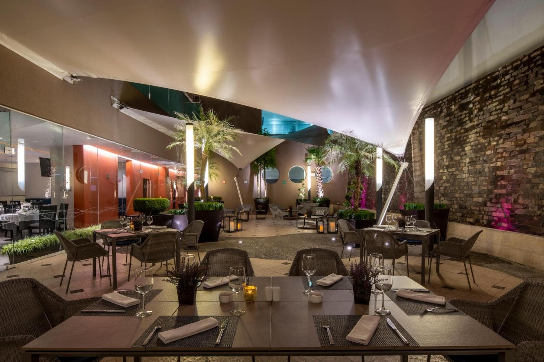 L'Hotel lo sa — 3