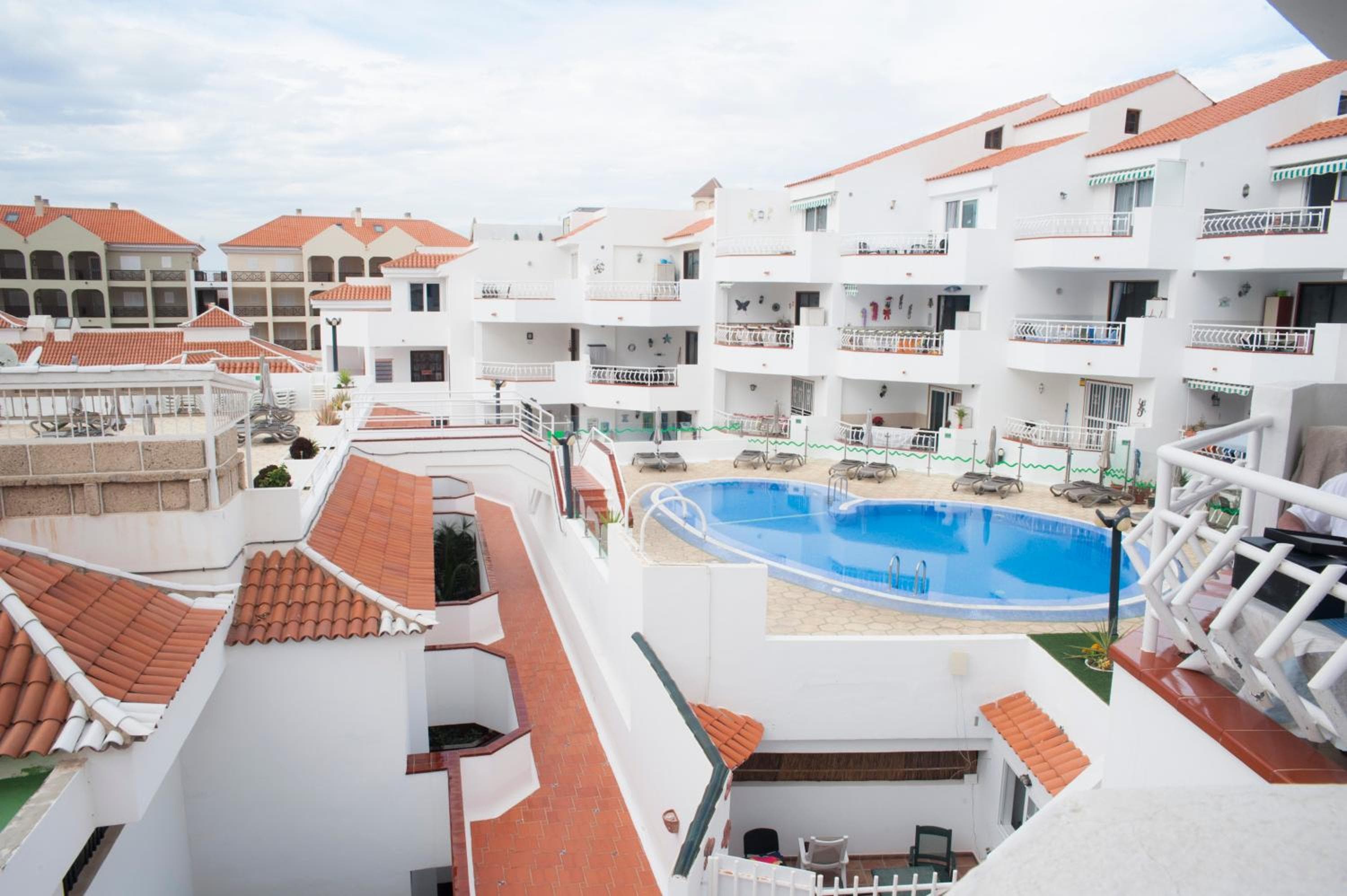 Los Diamantes Heated Pool — 1
