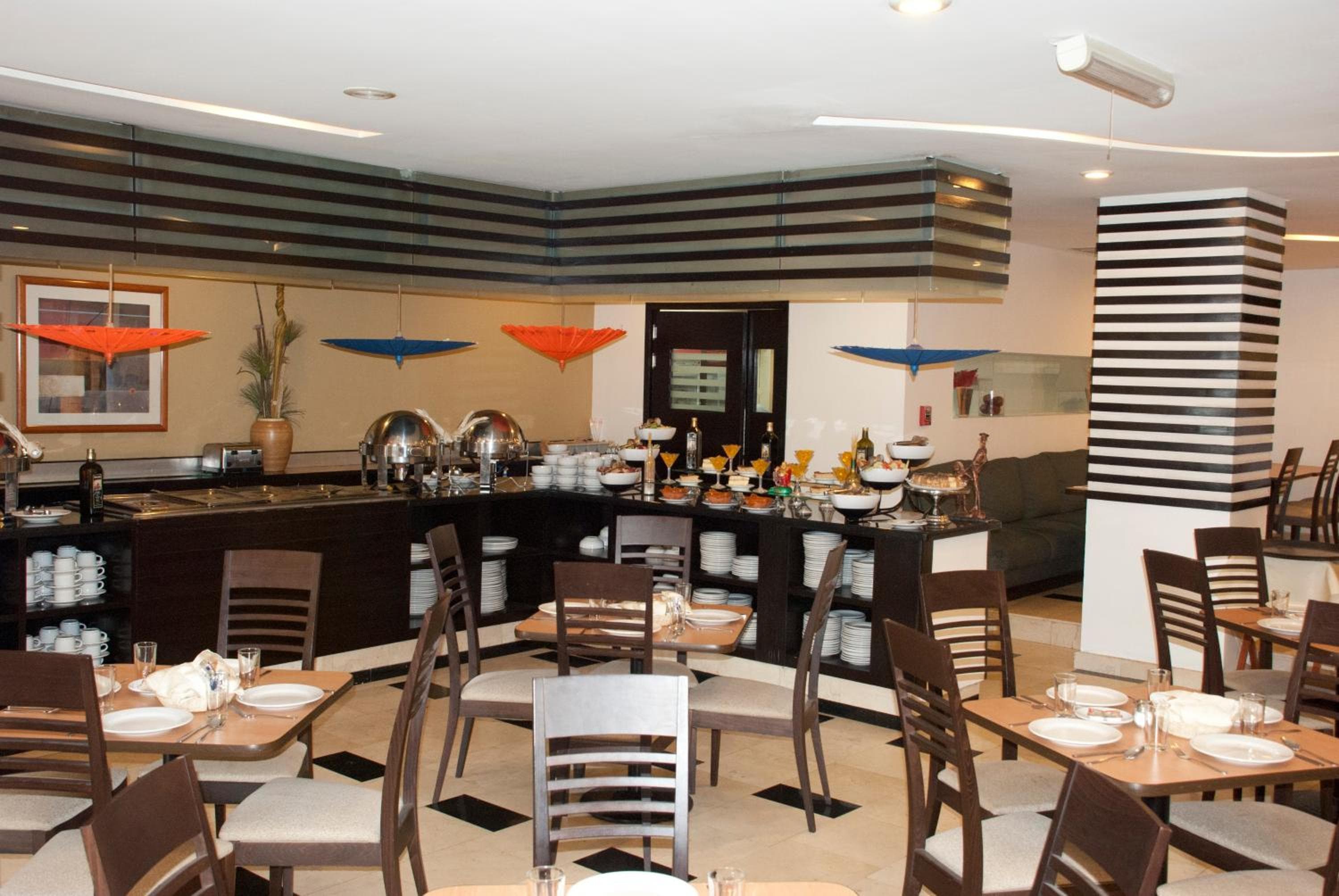 Hotel & Suites PF — 17